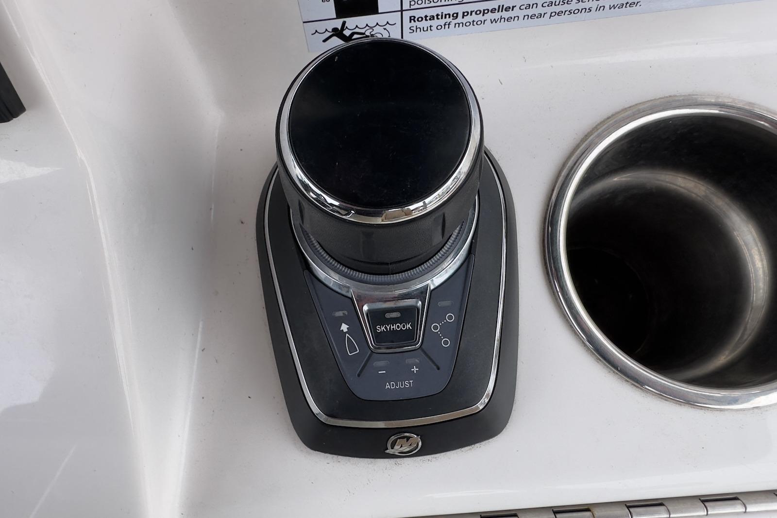 NC 10514 RC Knot 10 Yacht Sales NC 10514 RC Knot 10 Yacht Sales