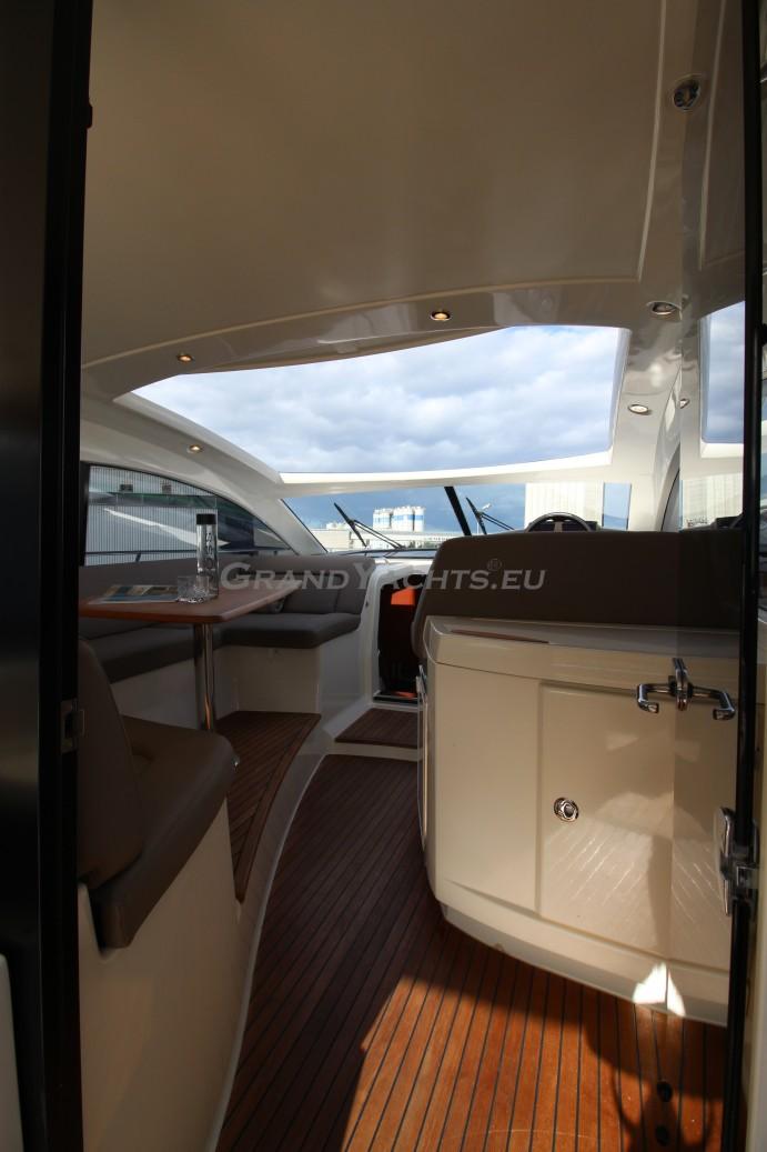 2009 Prestige 42S large 58