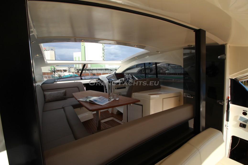 2009 Prestige 42S large 69