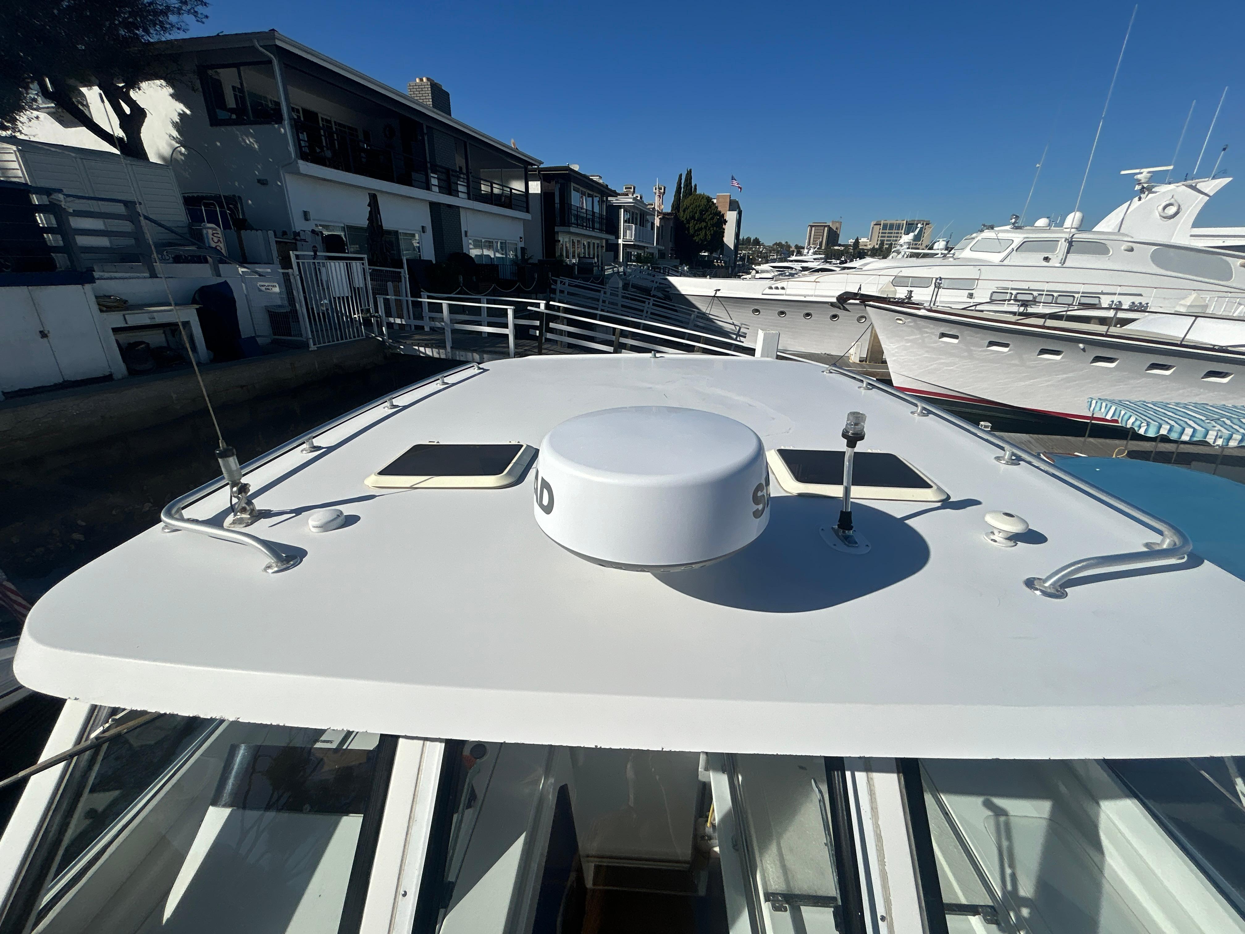 2000-mainship-pilot-34-power-9653207-20250115145040418-1_XLARGE