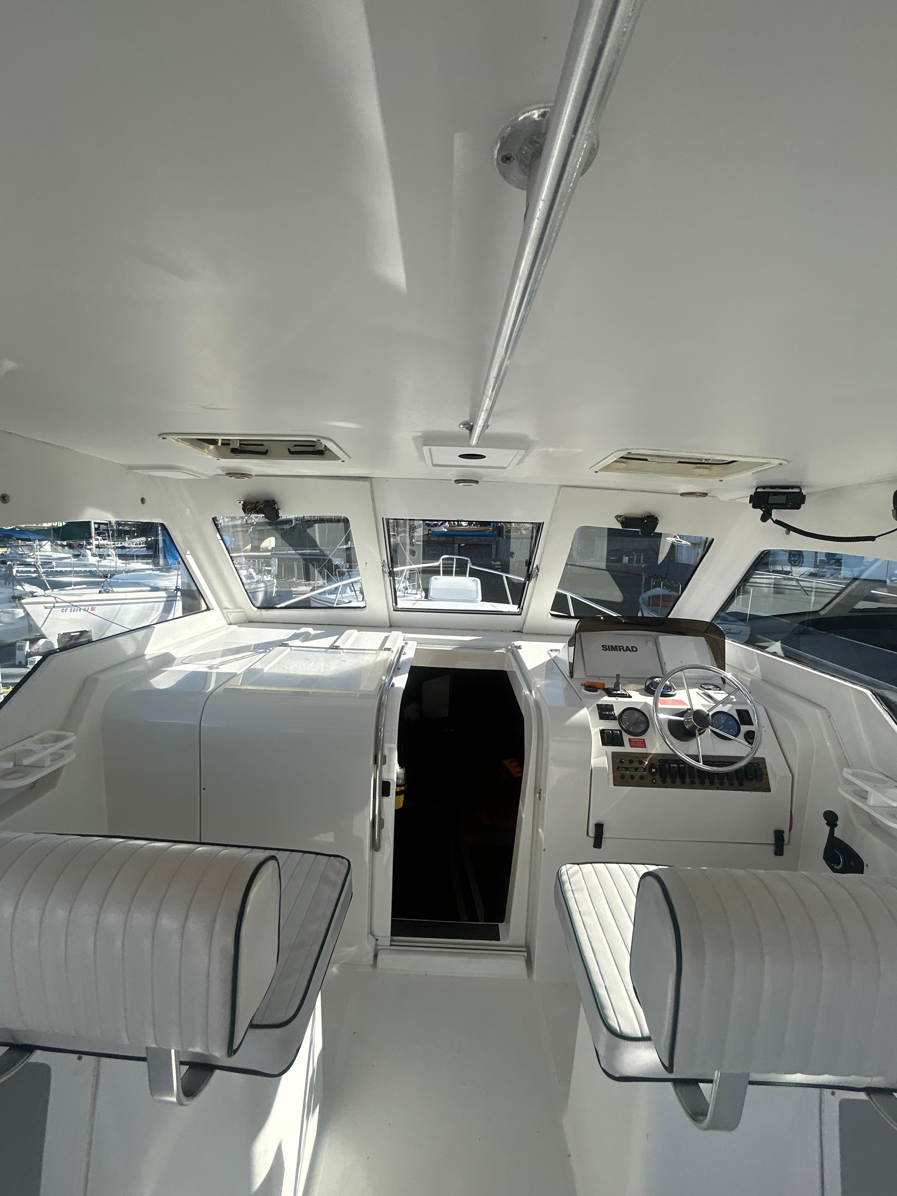 2000-mainship-pilot-34-power-9653207-20250115145103061-1_XLARGE