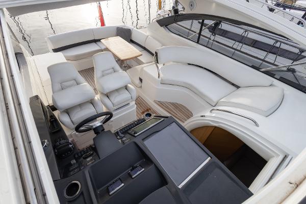 Princess Motor Yacht Sales - Used Princess V39