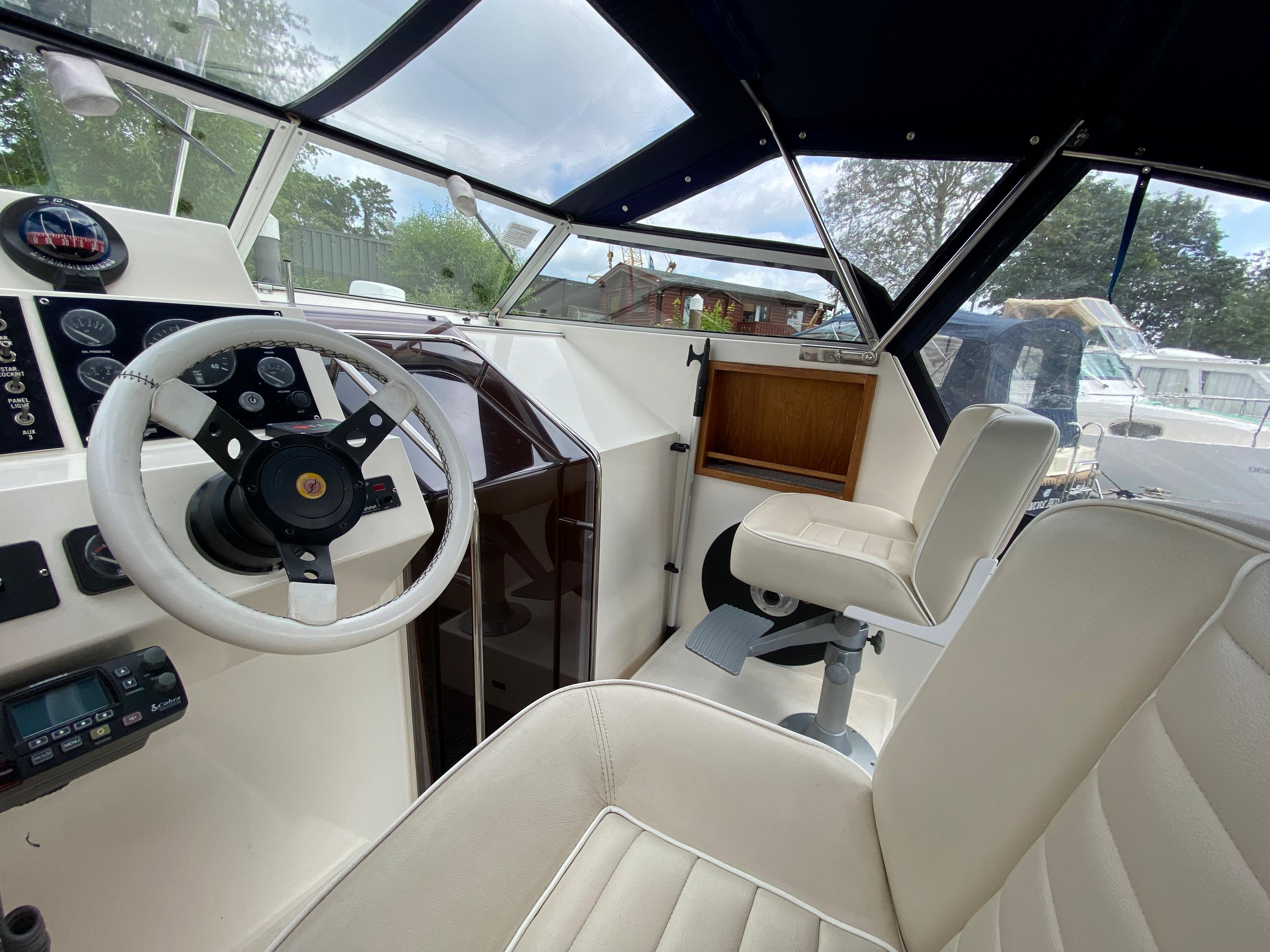 1992 Sheerline 740 Aft cockpit