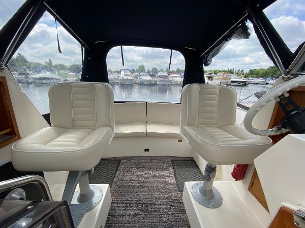 1992 Sheerline 740 Aft cockpit