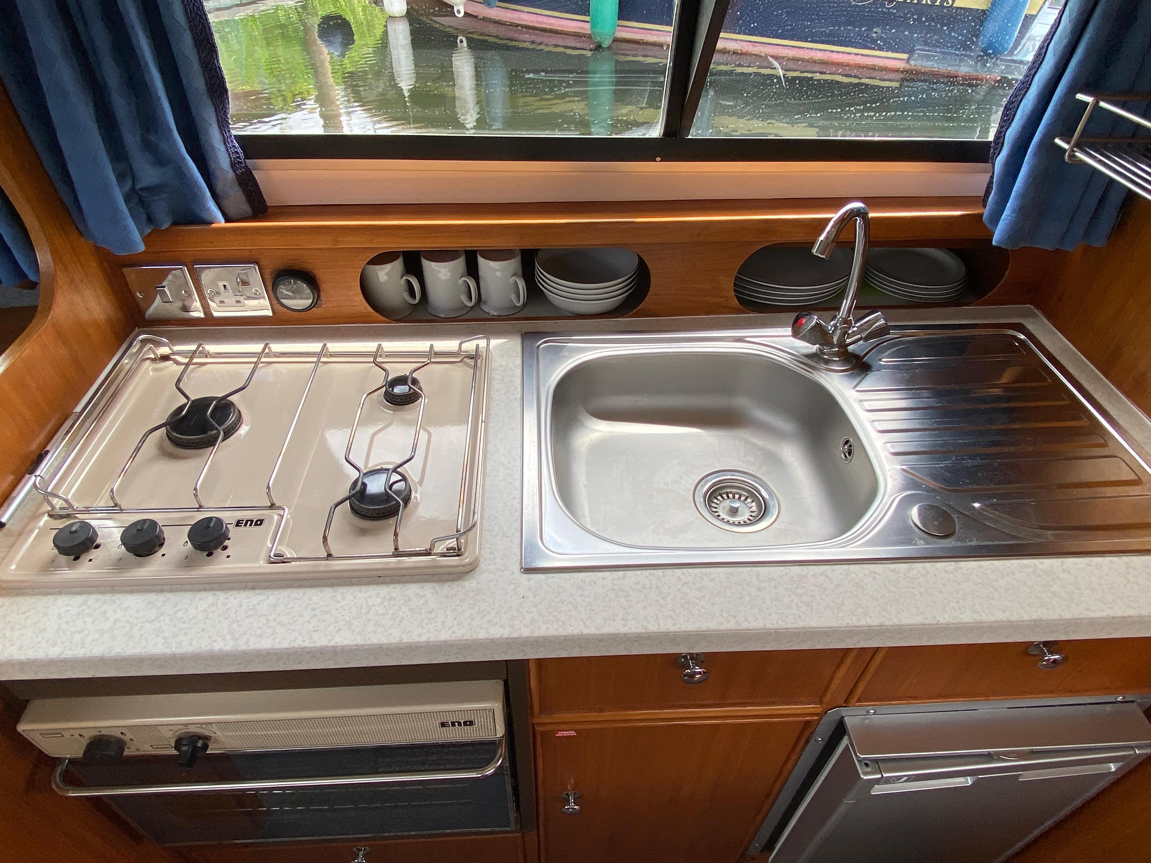 1992 Sheerline 740 Aft cockpit