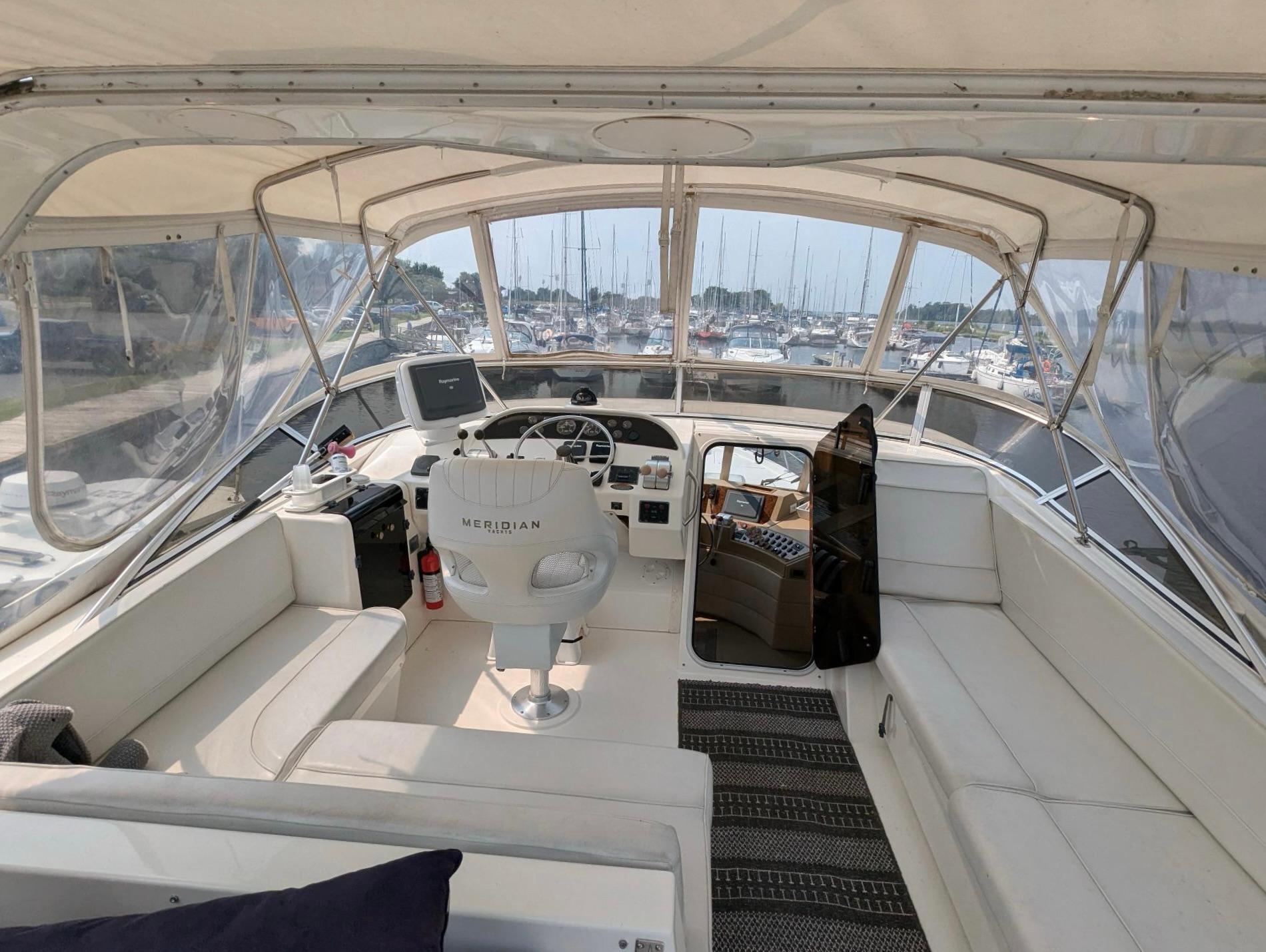 2004-meridian-490-pilothouse-power-9513280-20240820115503106-1_XLARGE
