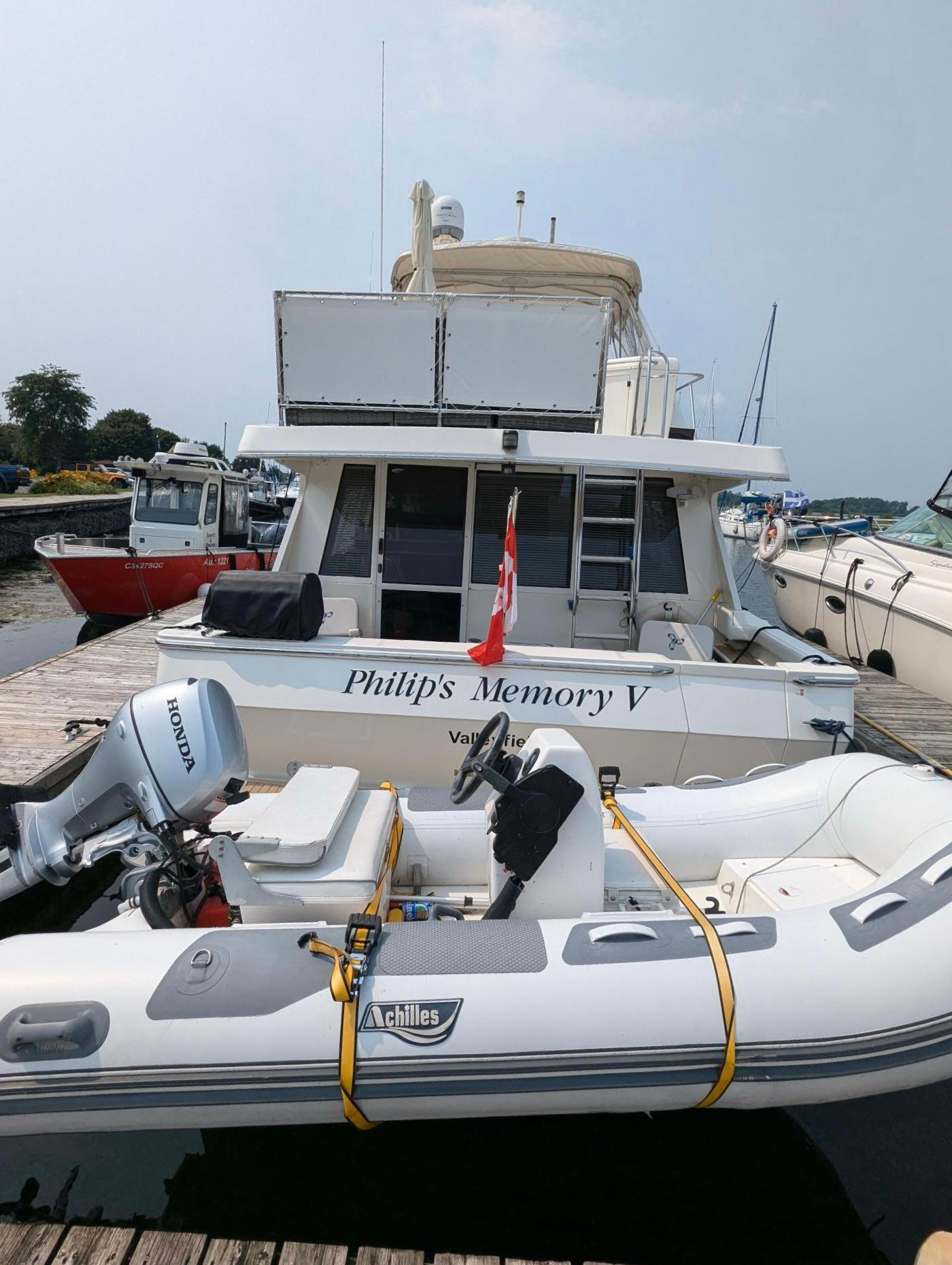 2004-meridian-490-pilothouse-power-9513280-20240820115520046-1_XLARGE
