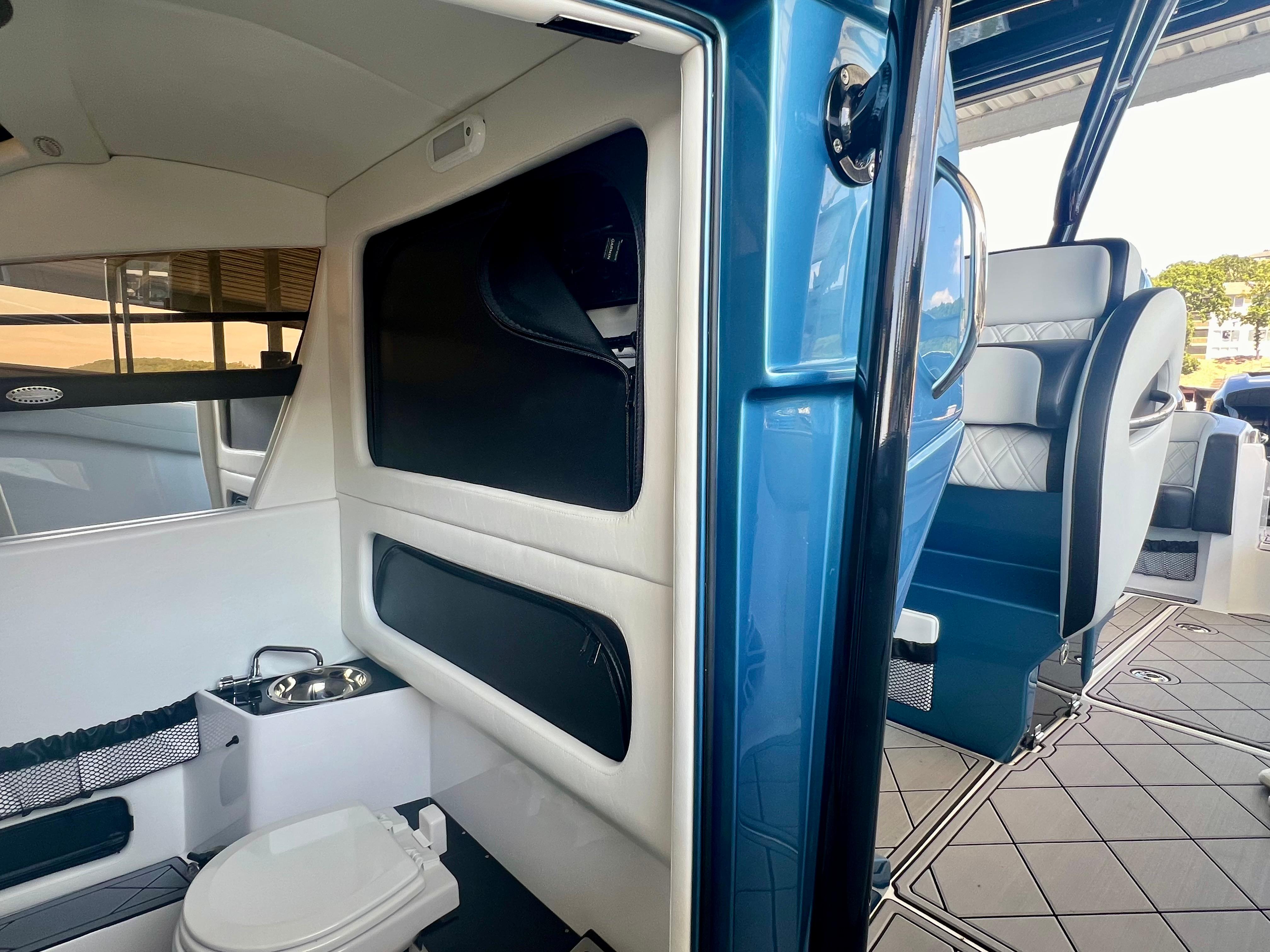 Nor-Tech-340 Sport Center Console 2023 -MO-US-9747759 | Thumbnail