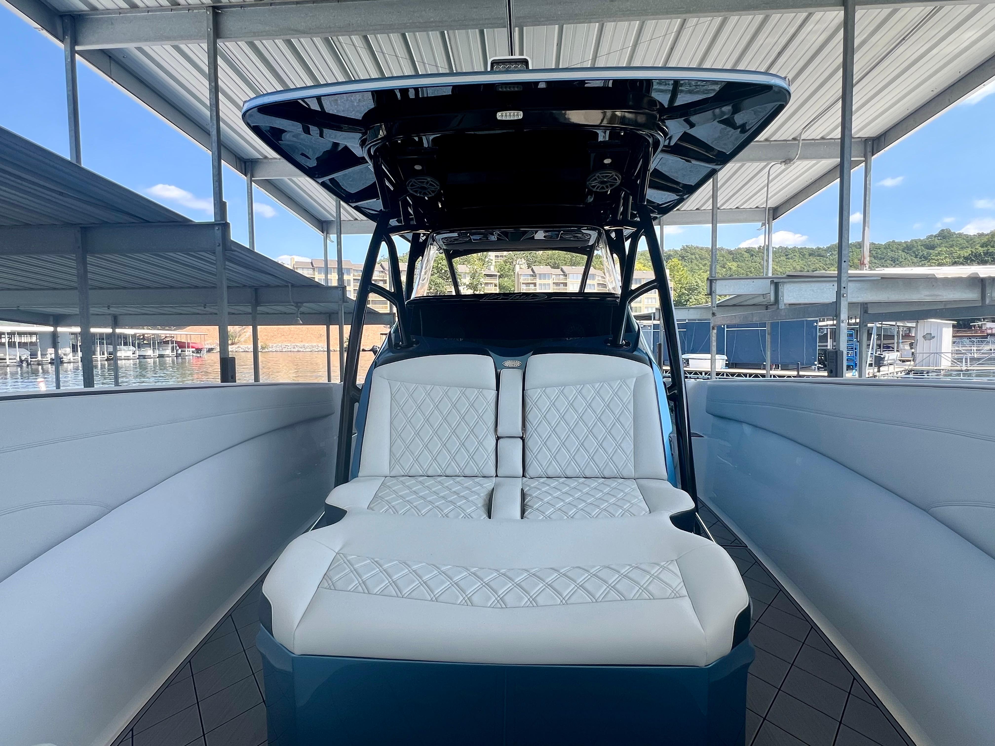Nor-Tech-340 Sport Center Console 2023 -MO-US-9747759 | Thumbnail