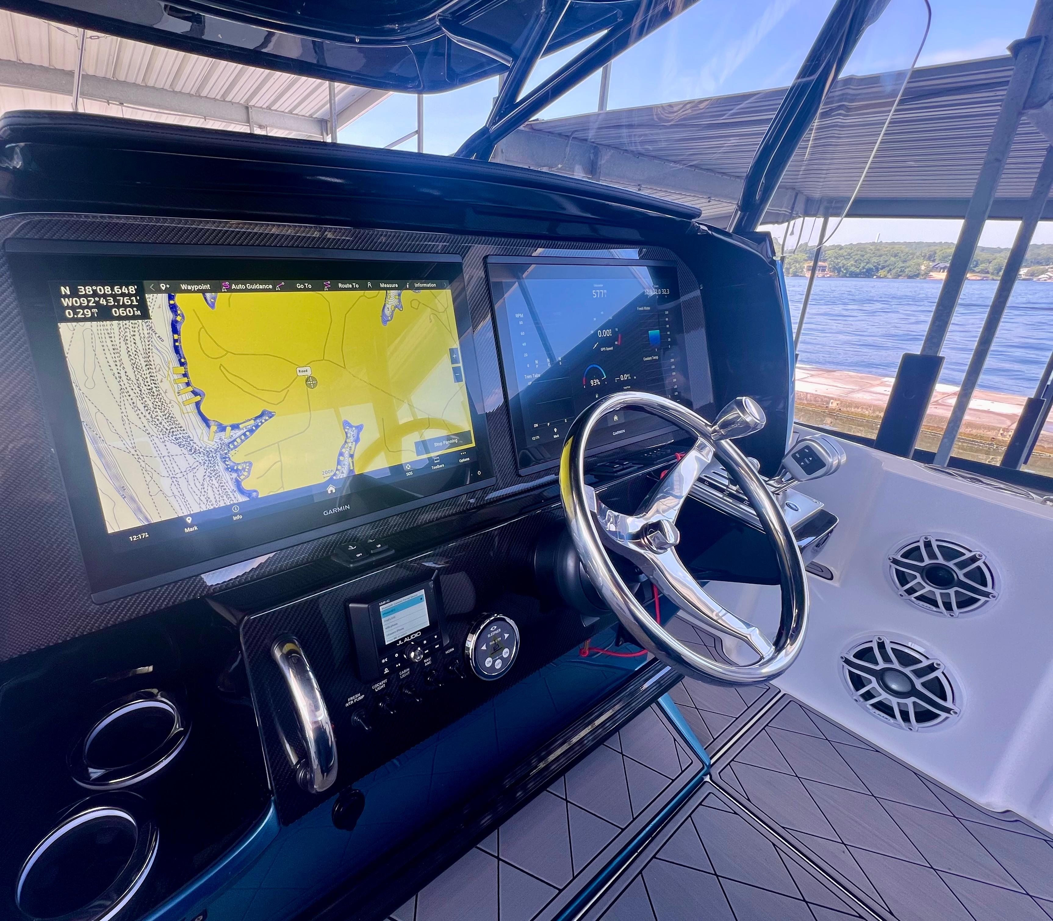 Nor-Tech-340 Sport Center Console 2023 -MO-US-9747759 | Thumbnail