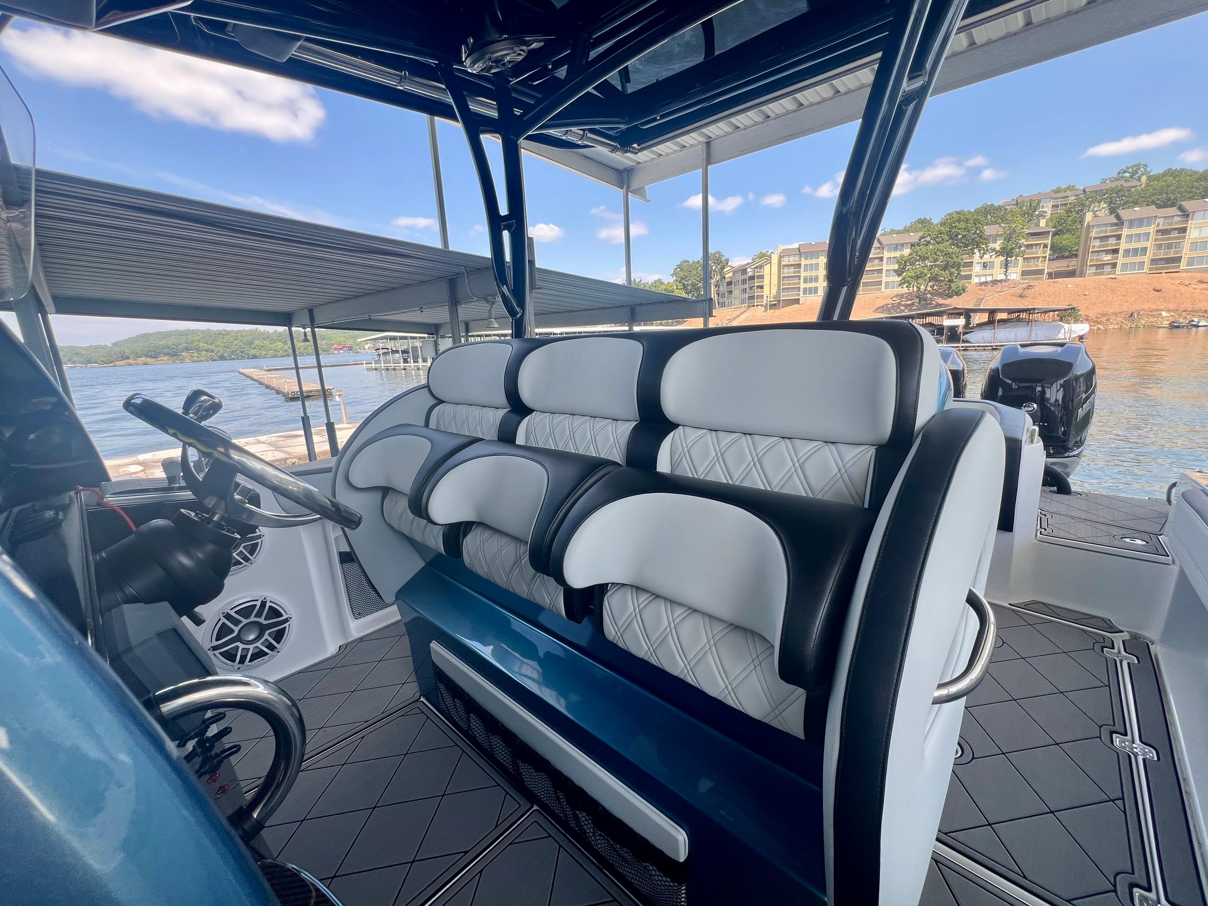 Nor-Tech-340 Sport Center Console 2023 -MO-US-9747759 | Thumbnail