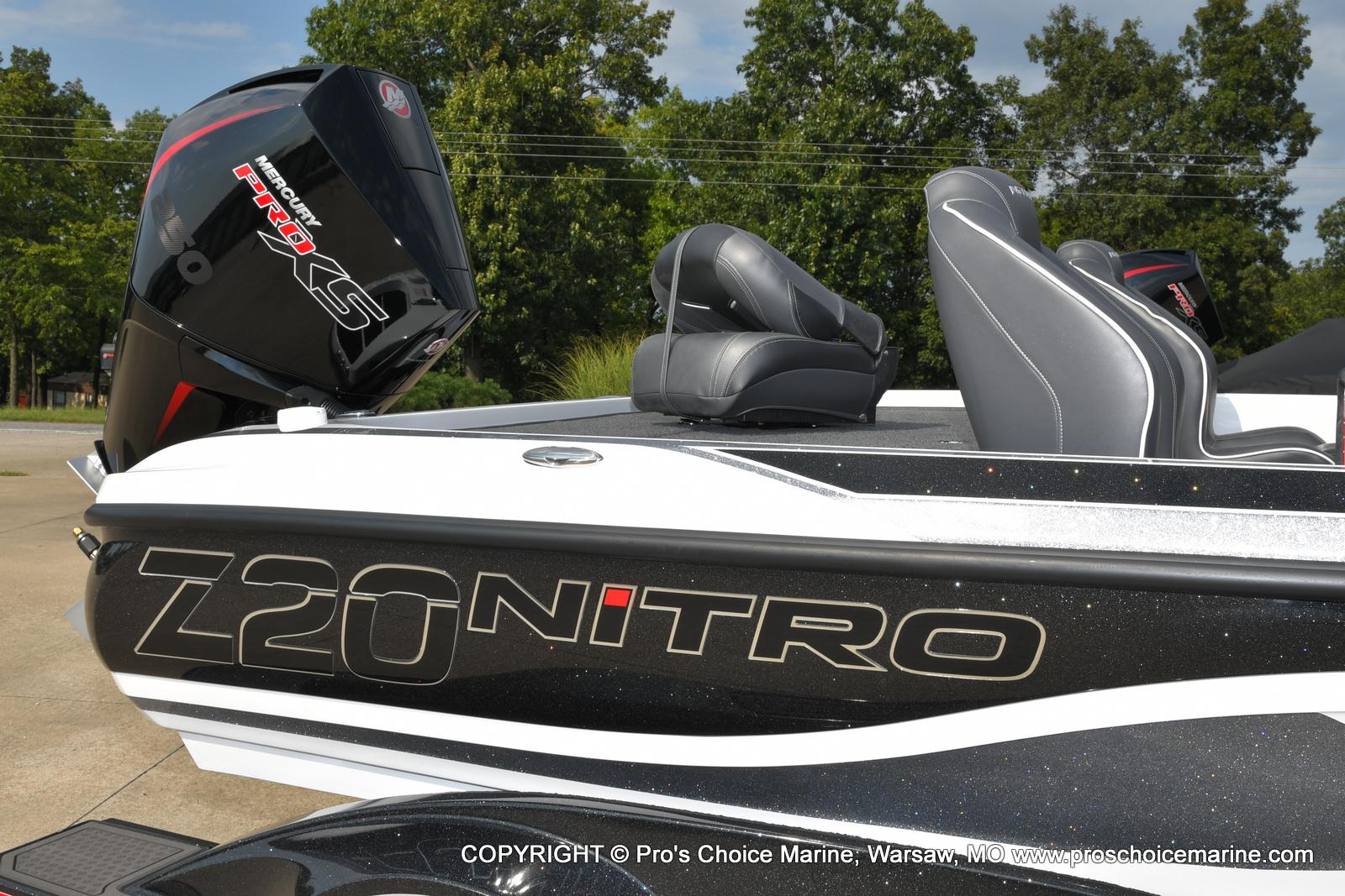 2022 Nitro boat for sale, model of the boat is Z20 DUAL CONSOLE w/Humminbirds & Image # 37 of 50