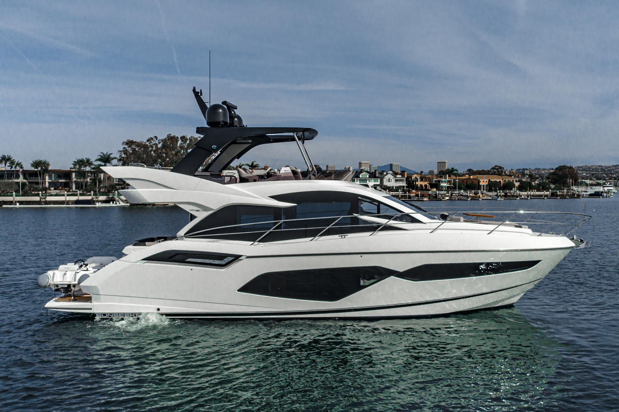 2022 Sunseeker Manhattan 55 #SS346 inventory image at Sun Country Marine Group, Newport Marina 2022 Sunseeker Manhattan 55 #SS346 inventory image at Sun Country Marine Group, Newport Marina