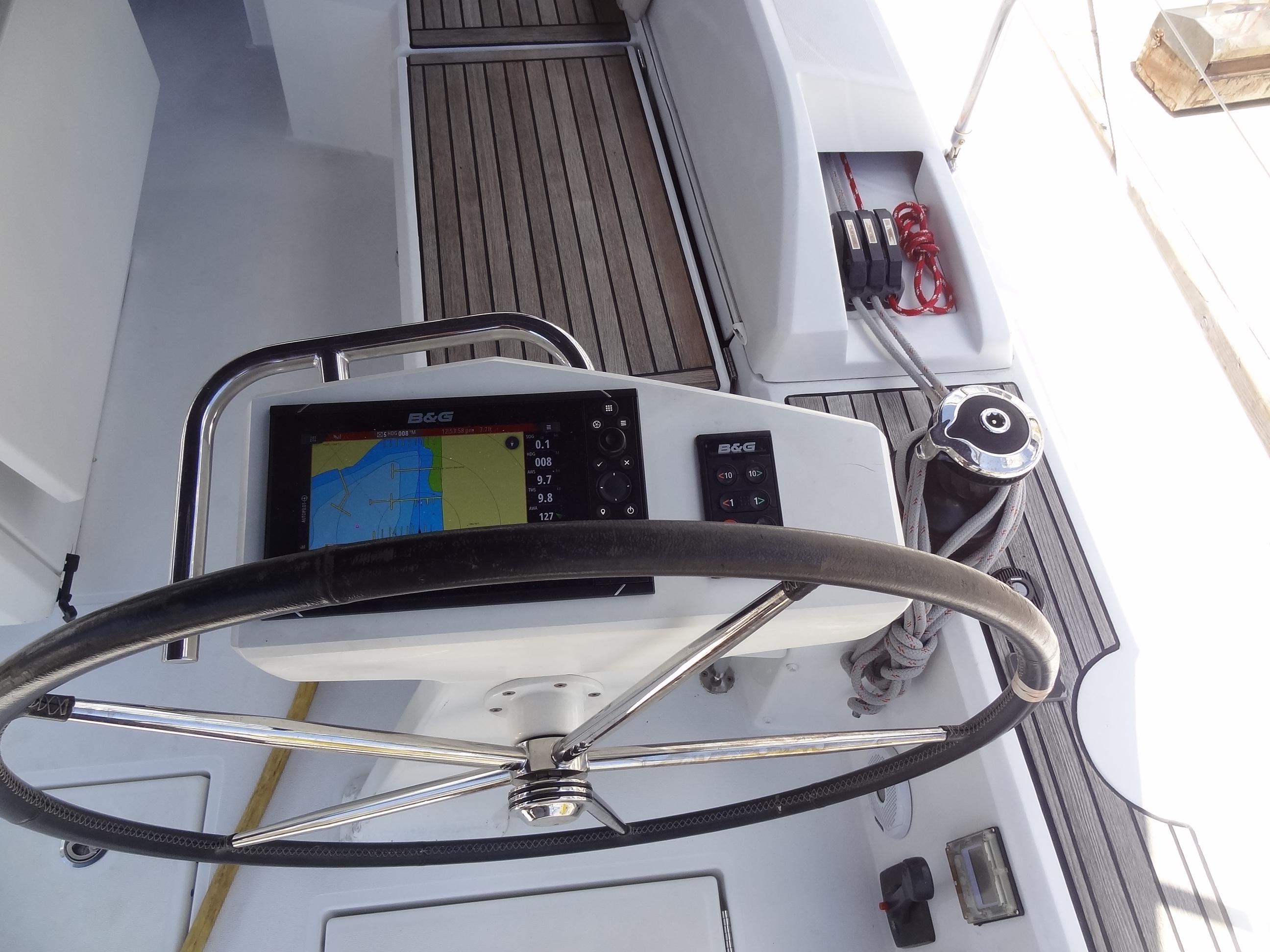Yacht Photos Pics