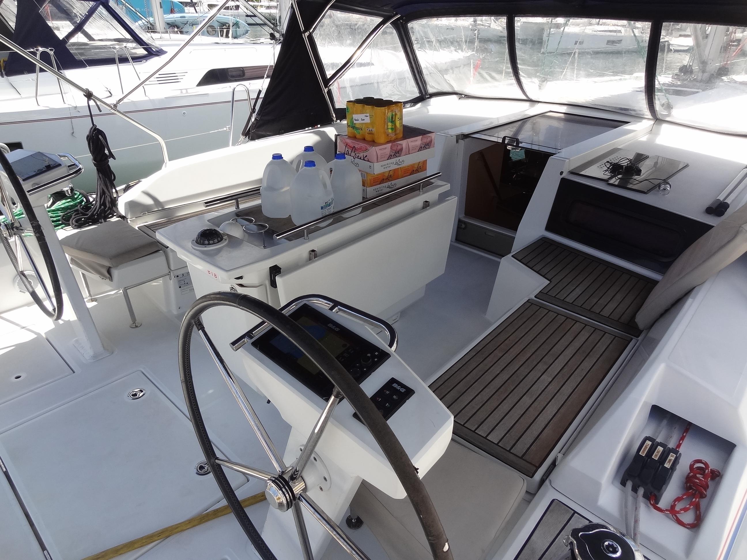 Yacht Photos Pics