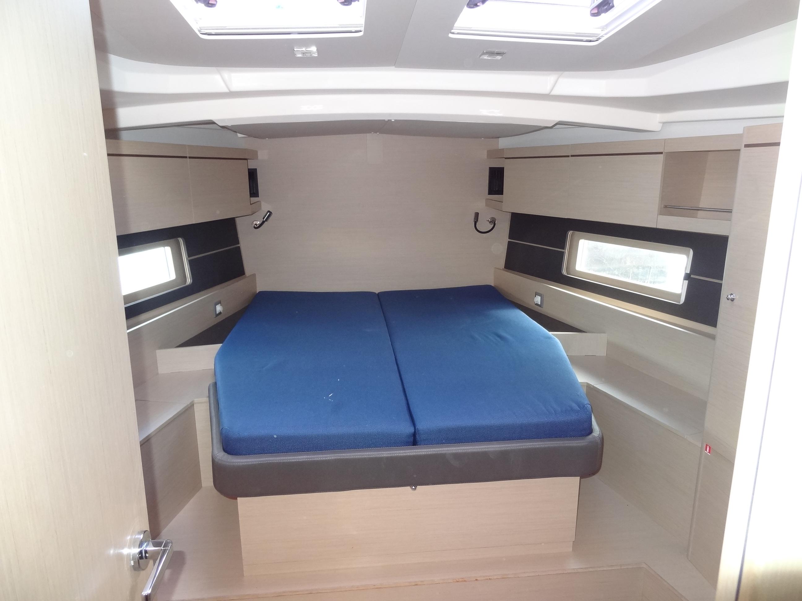 Yacht Photos Pics
