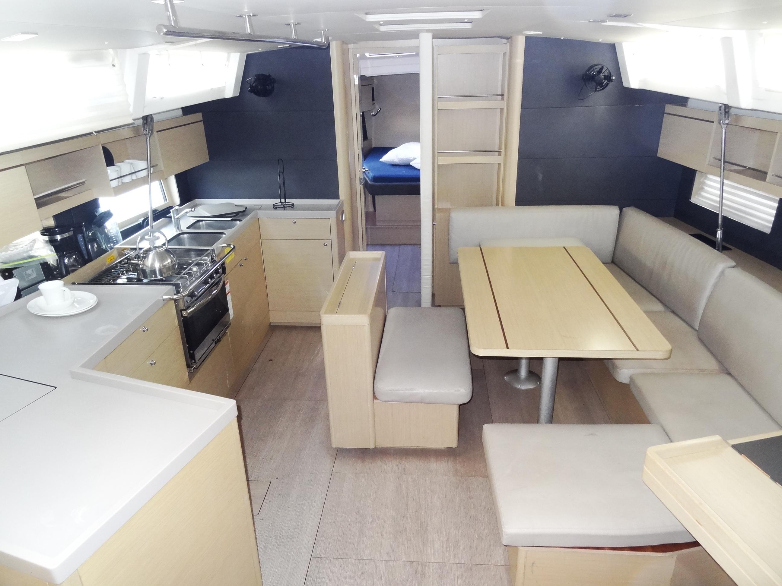 Yacht Photos Pics
