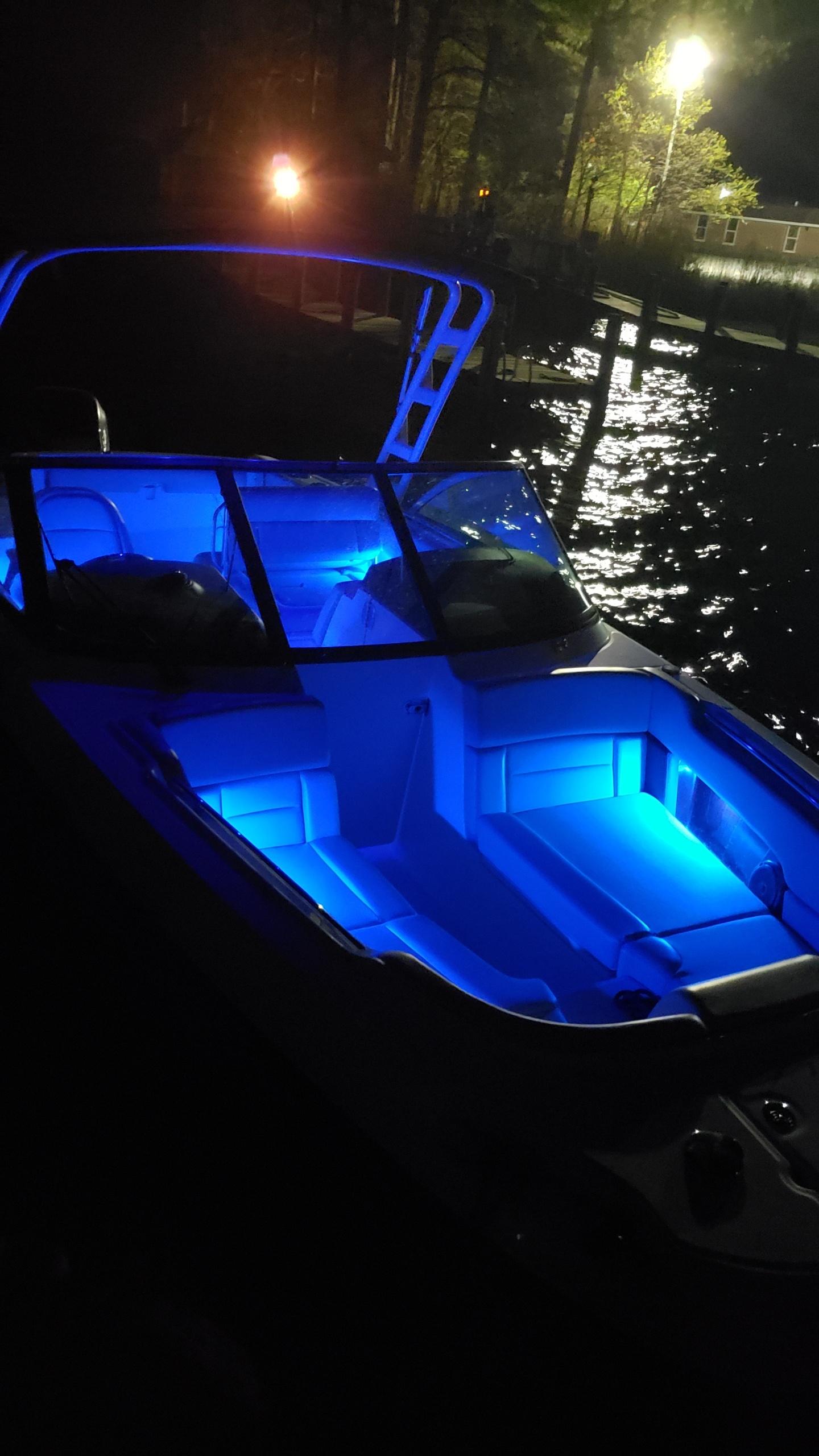 2015 Boston Whaler 230 Vantage For Sale | YaZu Yachting | Deltaville
