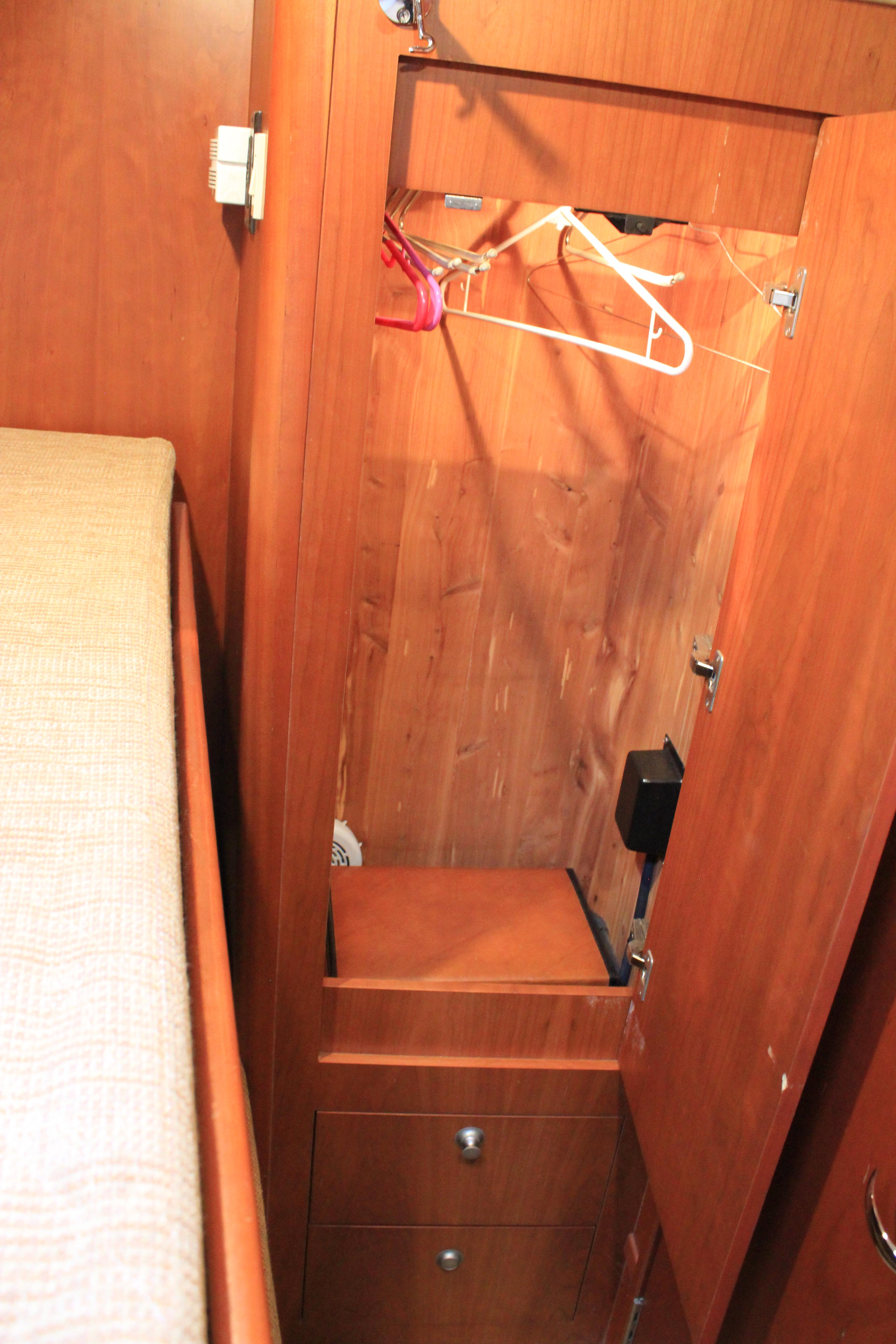 36 ft Luhrs 36 Convertible Second stateroom hanging locker