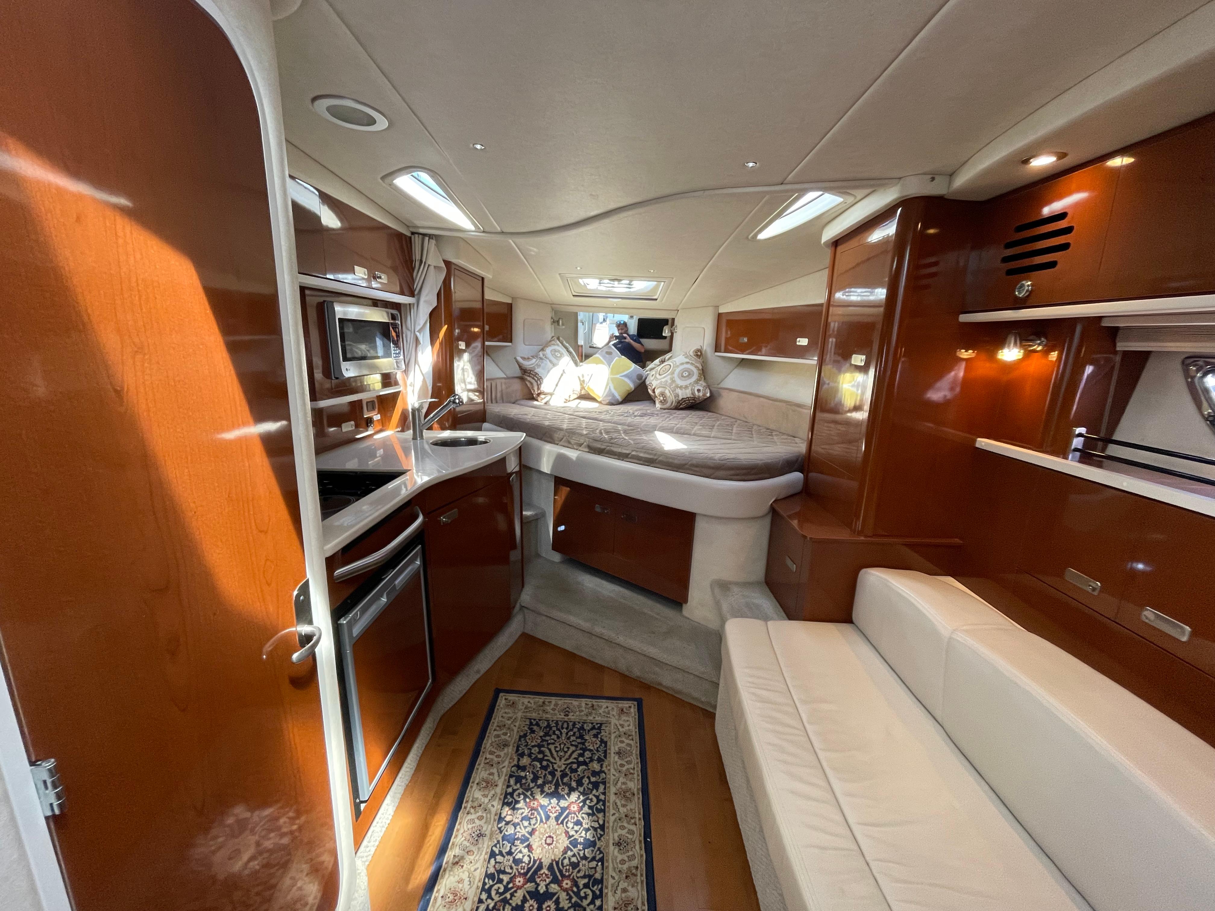 2010-sea-ray-330-sundancer-power-9693301-20250715090955480-1