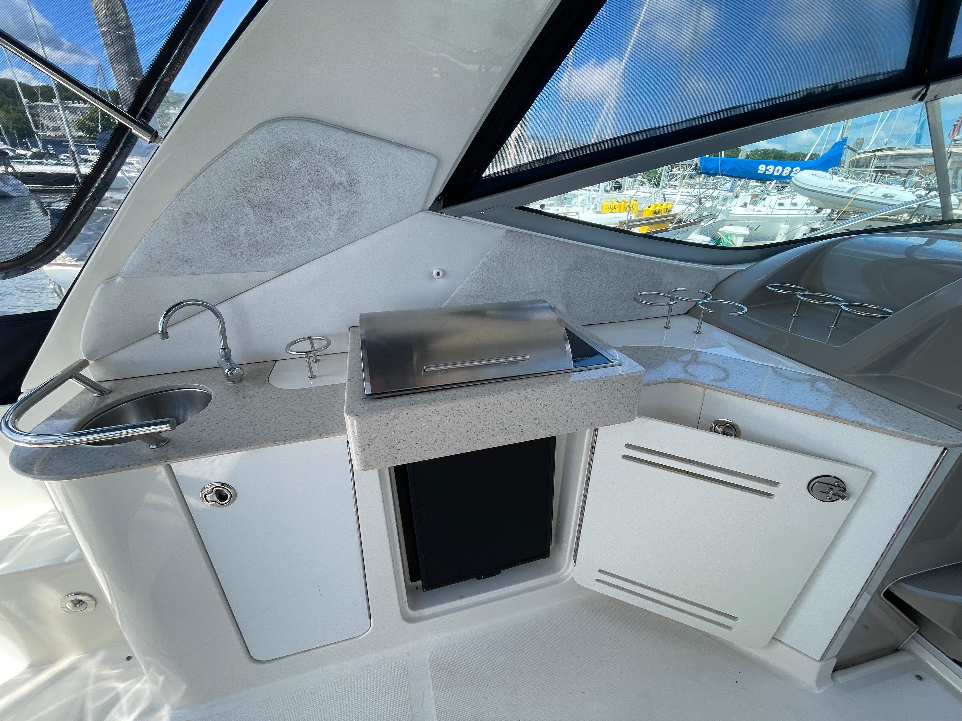 2010-sea-ray-330-sundancer-power-9693301-20250715091044088-1