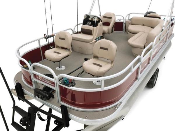 2022 Sun Tracker boat for sale, model of the boat is BASS BUGGY® 18 DLX & Image # 11 of 17