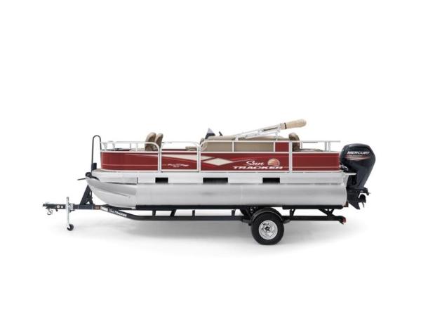 2022 Sun Tracker boat for sale, model of the boat is BASS BUGGY® 18 DLX & Image # 17 of 17