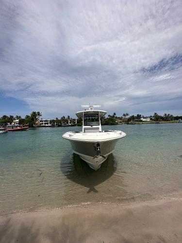33' Boston Whaler, Listing Number 100901239, - Photo No. 9