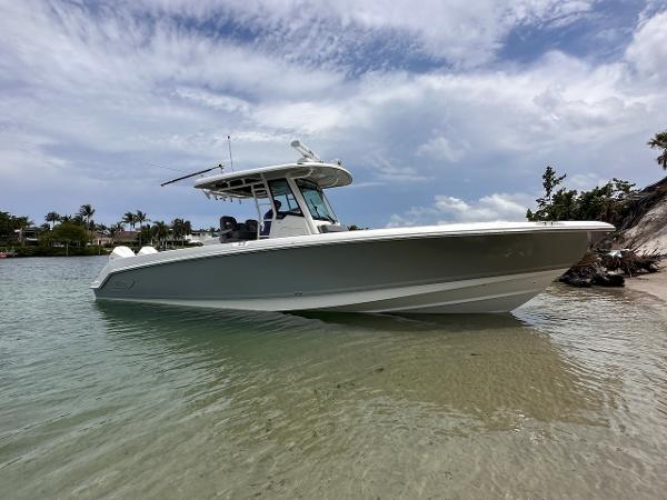 33' Boston Whaler, Listing Number 100901239, - Photo No. 2