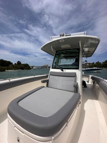 33' Boston Whaler, Listing Number 100901239, - Photo No. 11