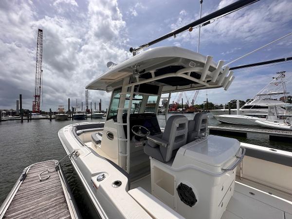 33' Boston Whaler, Listing Number 100901239, Image No. 13
