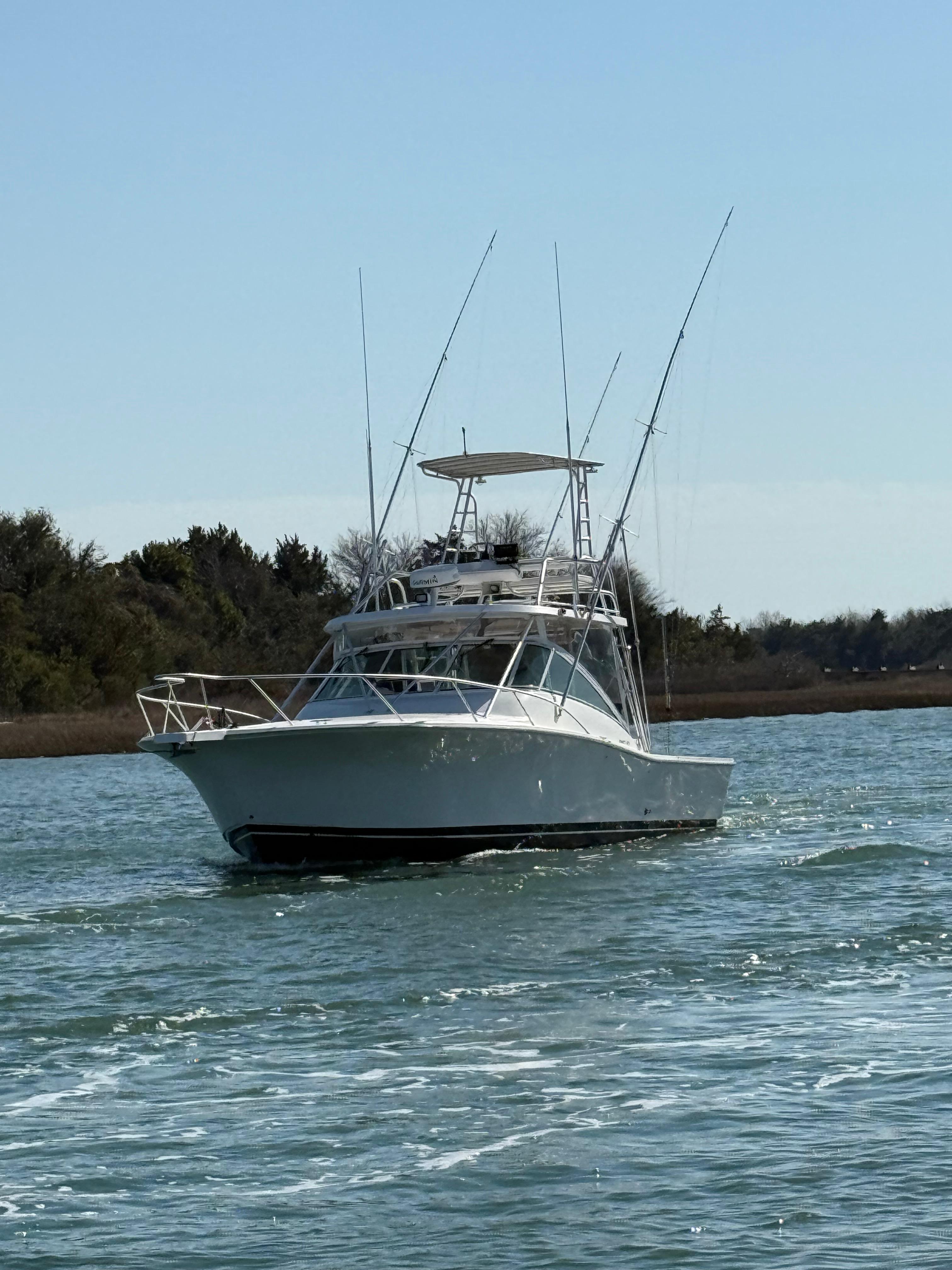2005 Luhrs 36 - Image 2