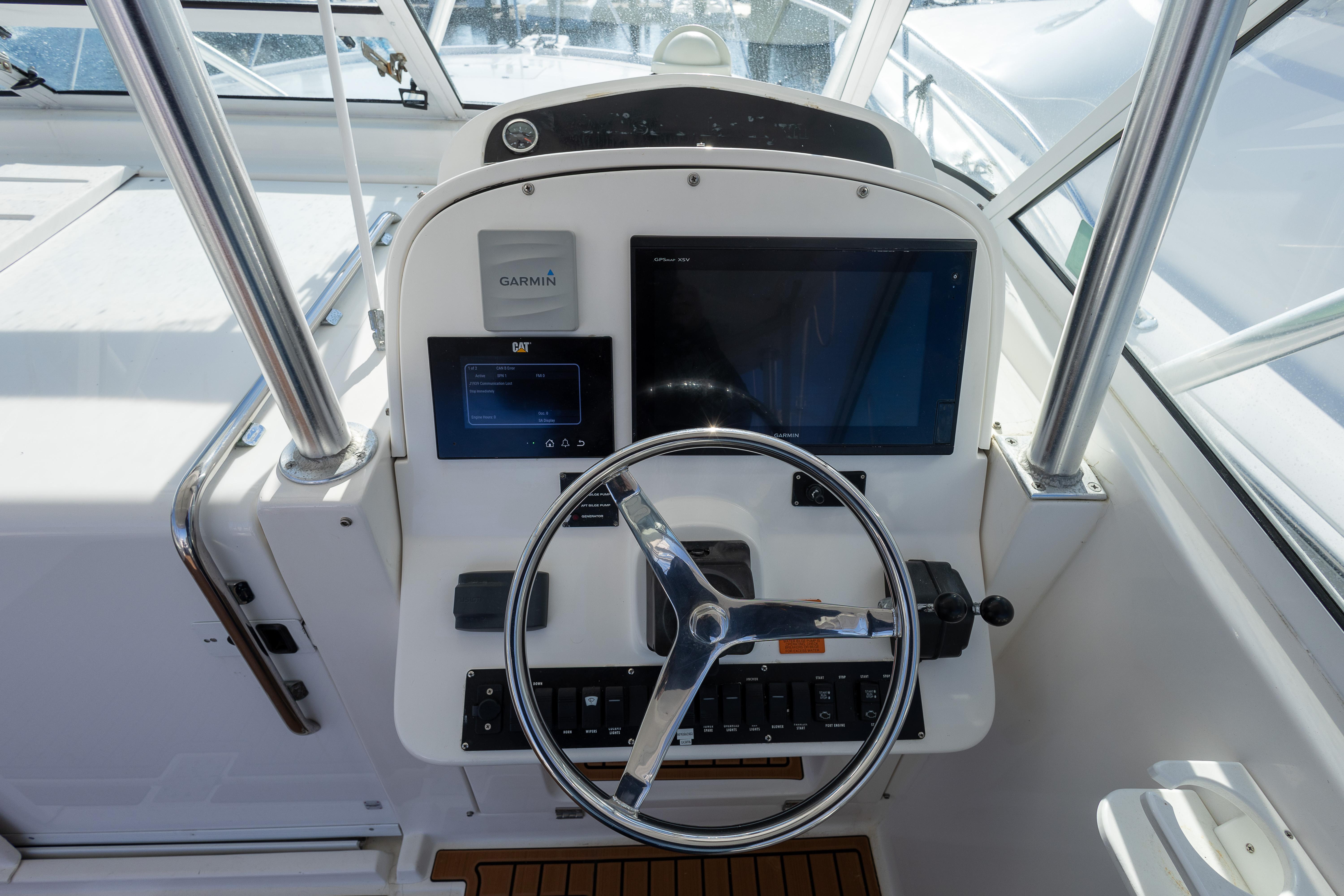 2005 Luhrs 36 - Image 20