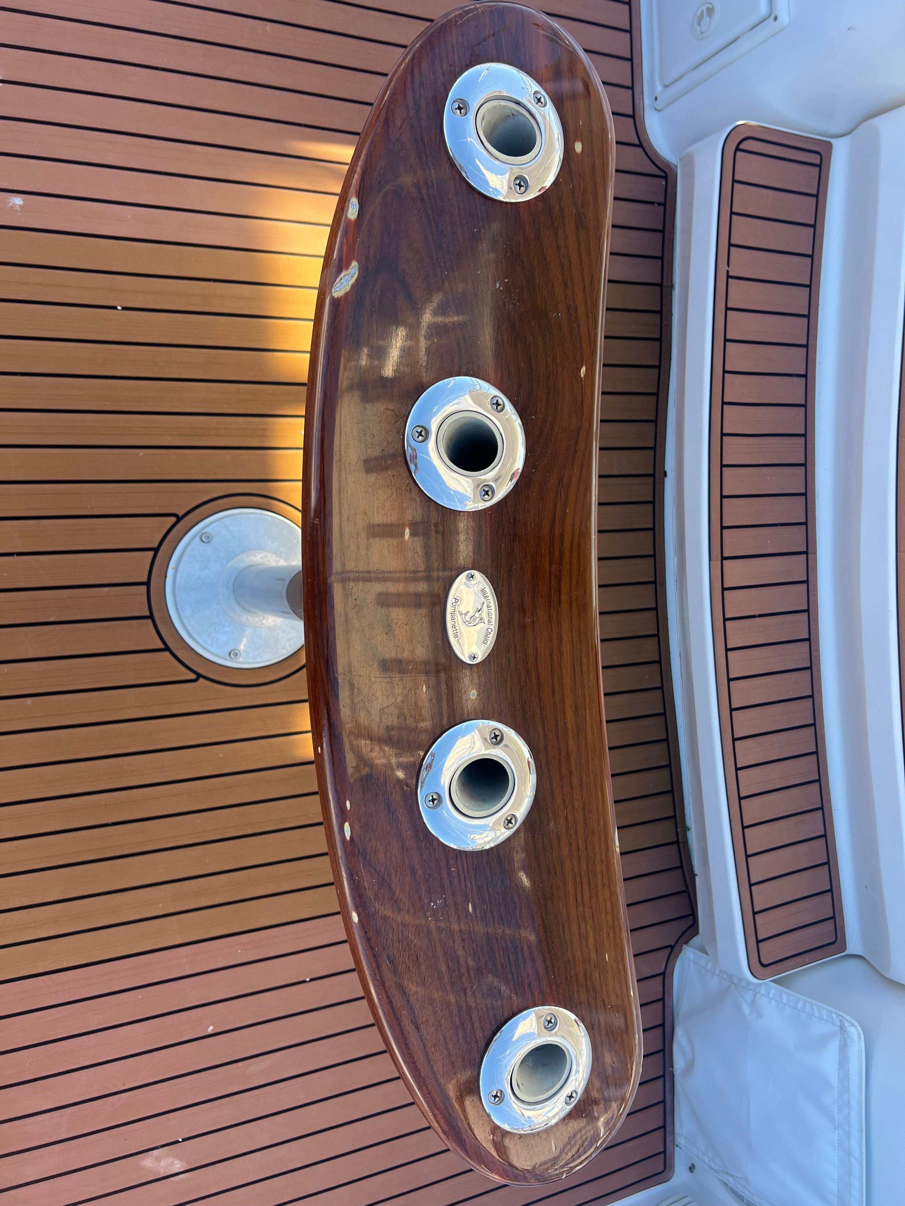 2005 Luhrs 36 - Image 26