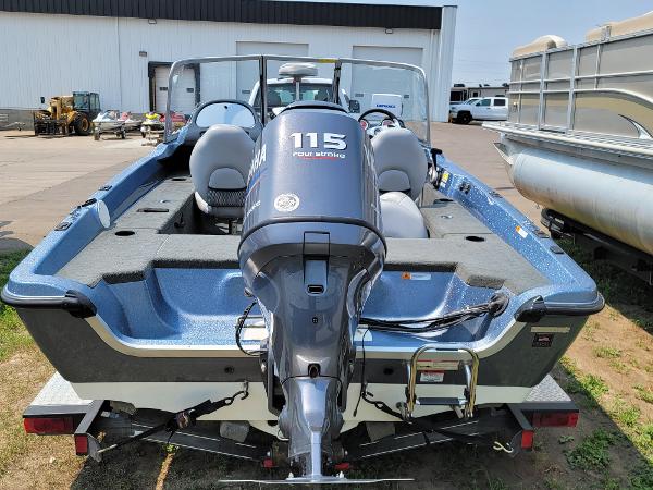 2010 Stratos boat for sale, model of the boat is 1760DV & Image # 3 of 16