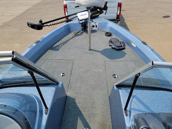 2010 Stratos boat for sale, model of the boat is 1760DV & Image # 10 of 16