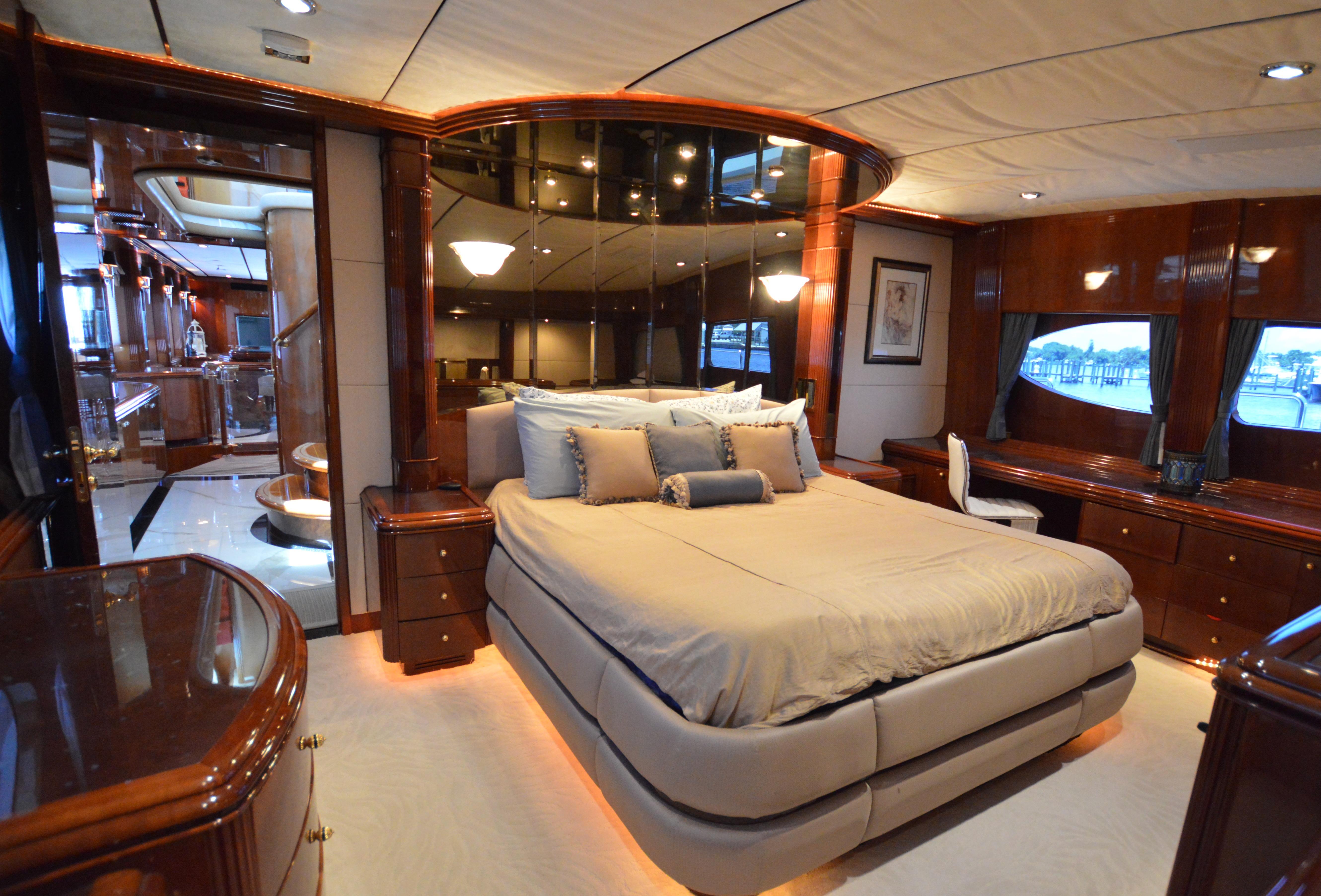 Destiny-pilothouse 2001-My Destiny FL-US-9383324 | Thumbnail