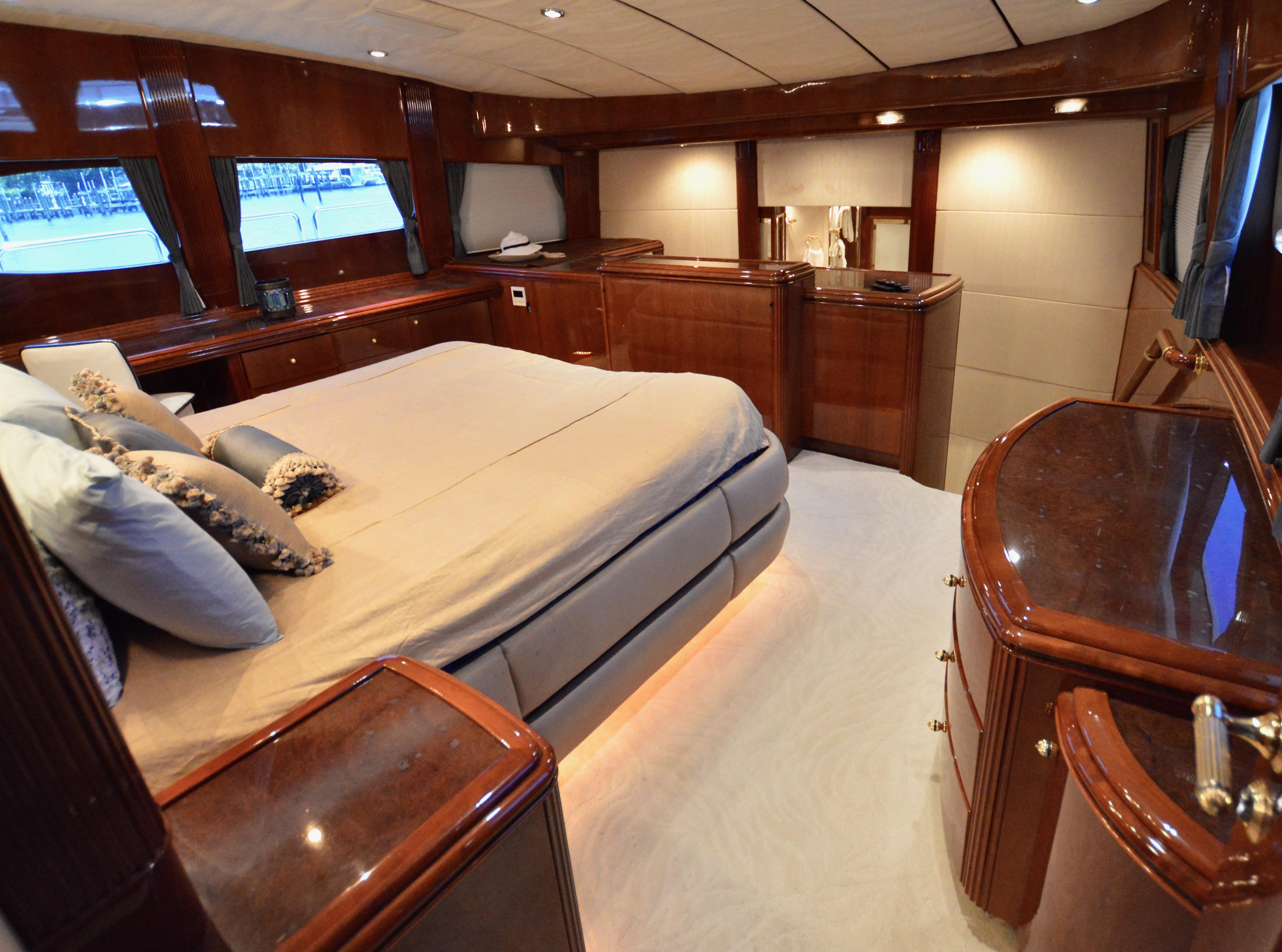 Destiny-pilothouse 2001-My Destiny FL-US-9383324 | Thumbnail