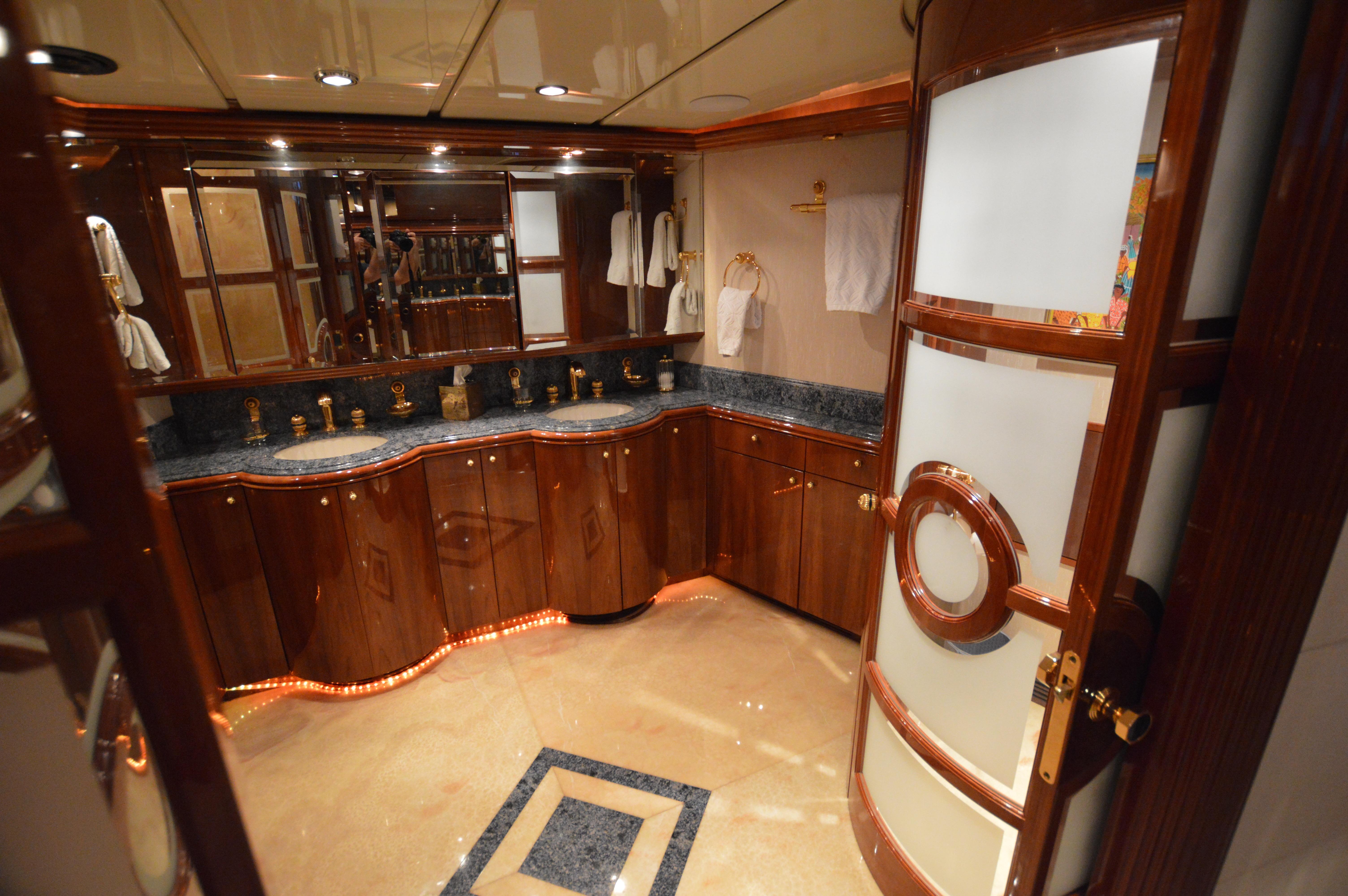 Destiny-pilothouse 2001-My Destiny FL-US-9383324 | Thumbnail