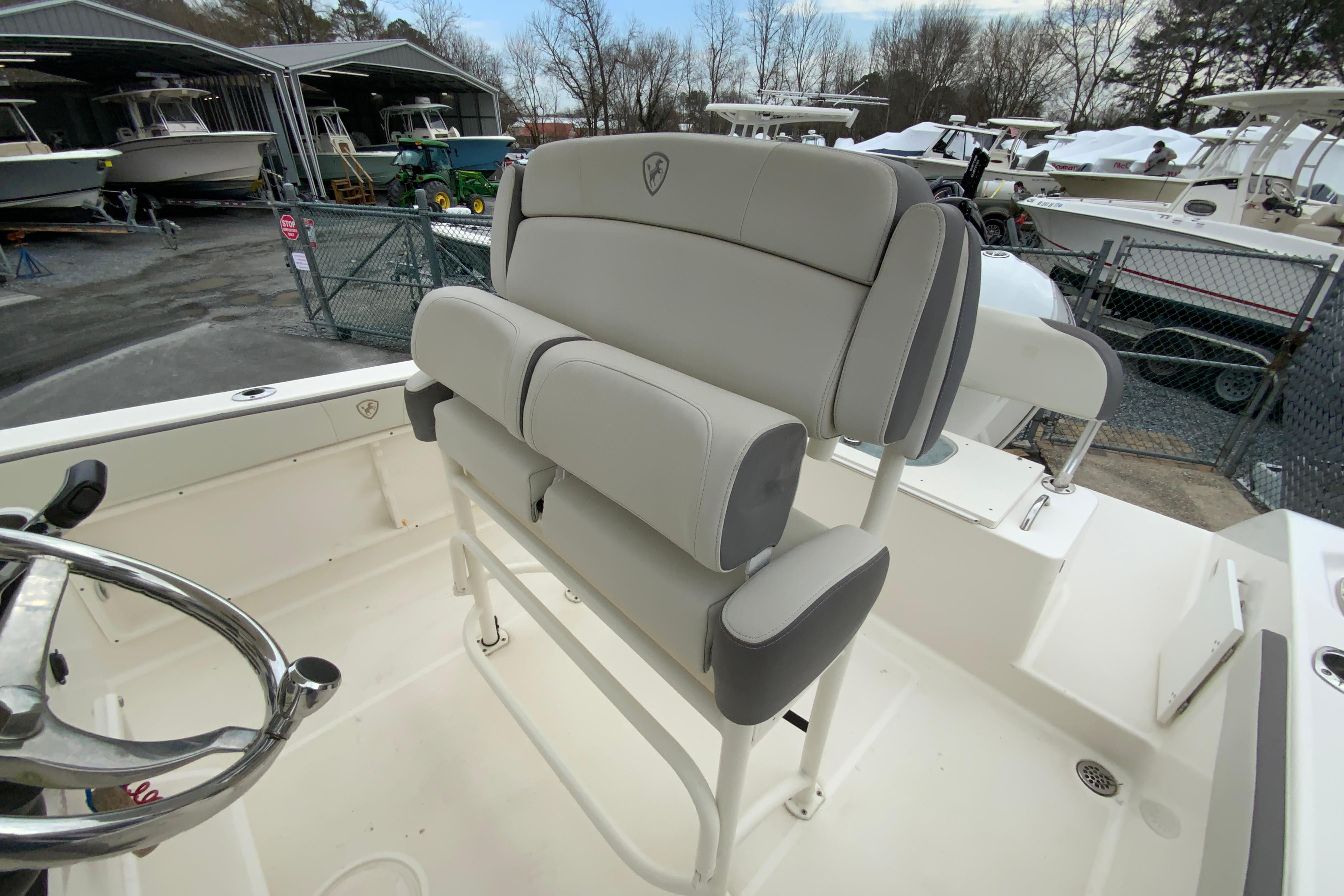 2019 Century 2301 Center Console-14