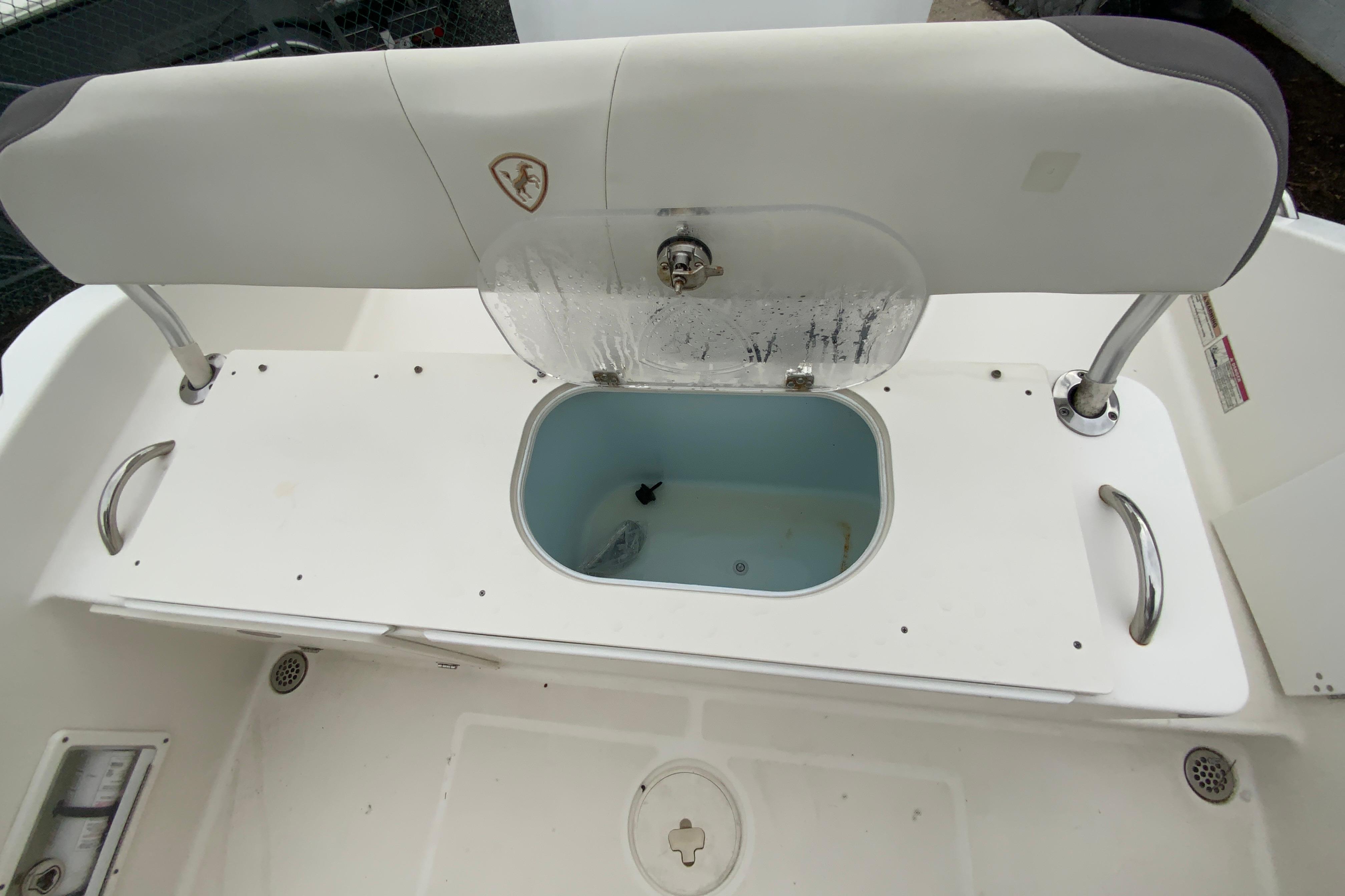 2019 Century 2301 Center Console-17