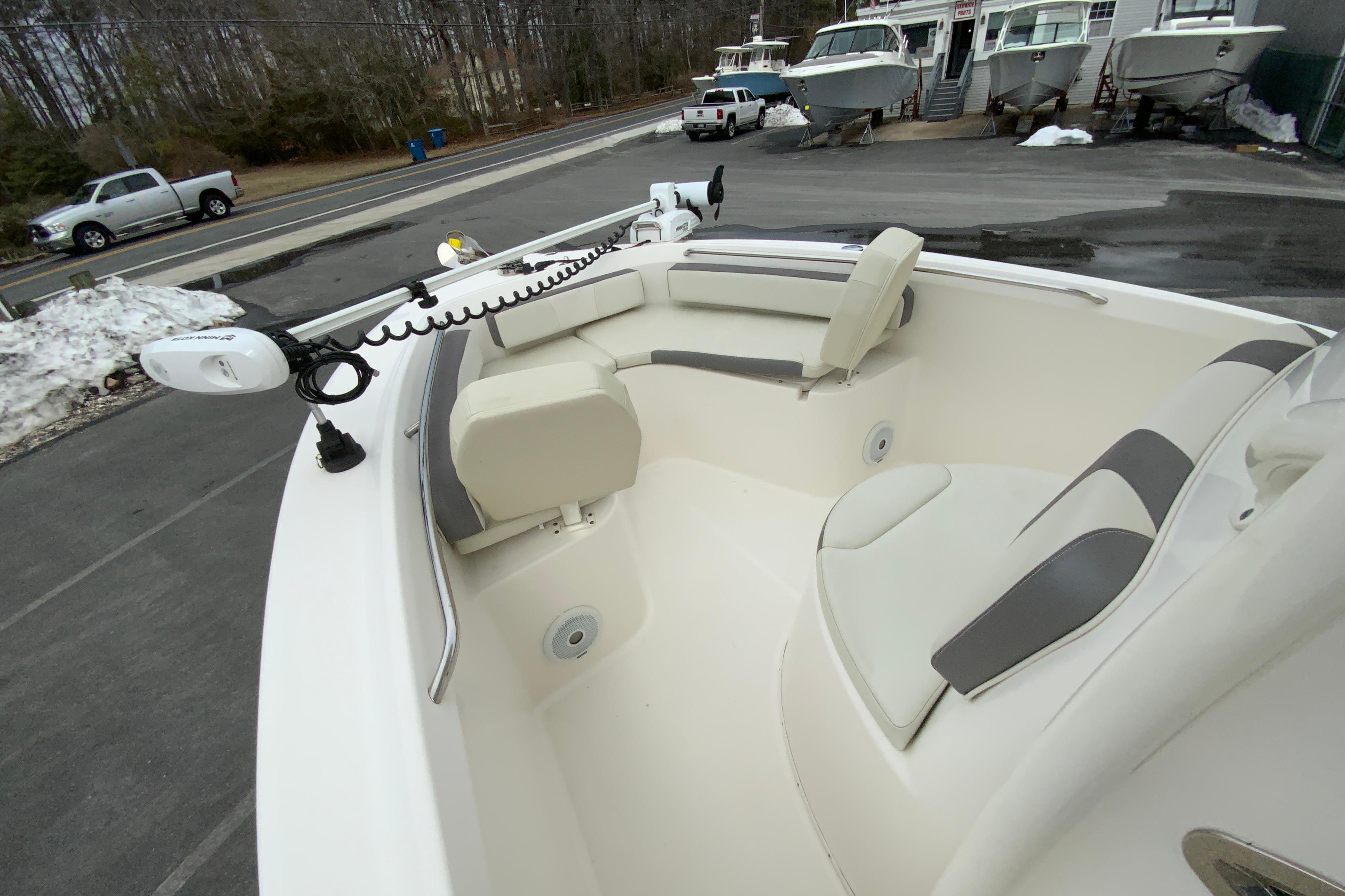 2019 Century 2301 Center Console-19