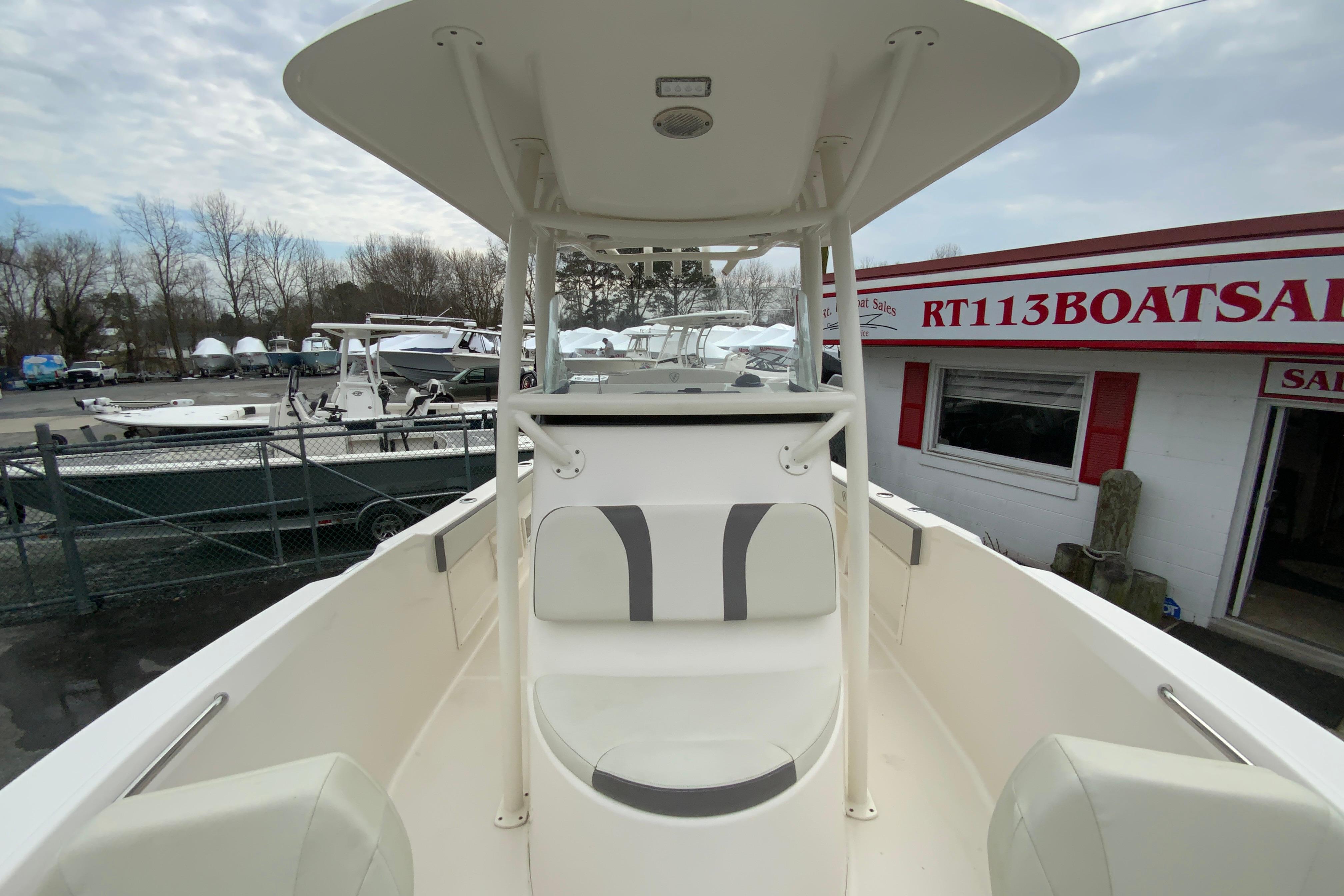 2019 Century 2301 Center Console-22