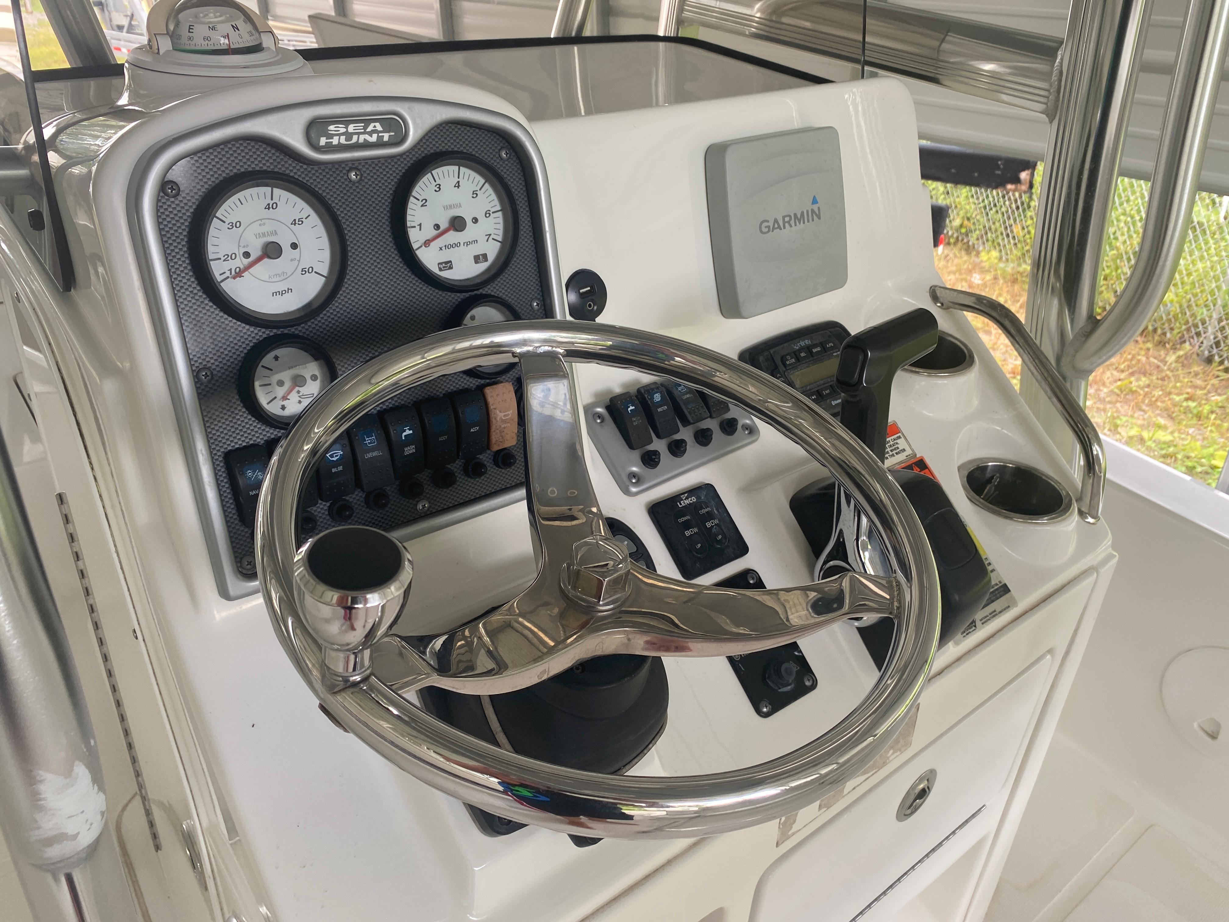 2014 Sea Hunt BX 22 BR