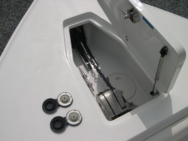 Gamefish 27 Forward Seat Photo 17