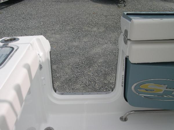 Gamefish 27 Forward Seat Photo 48