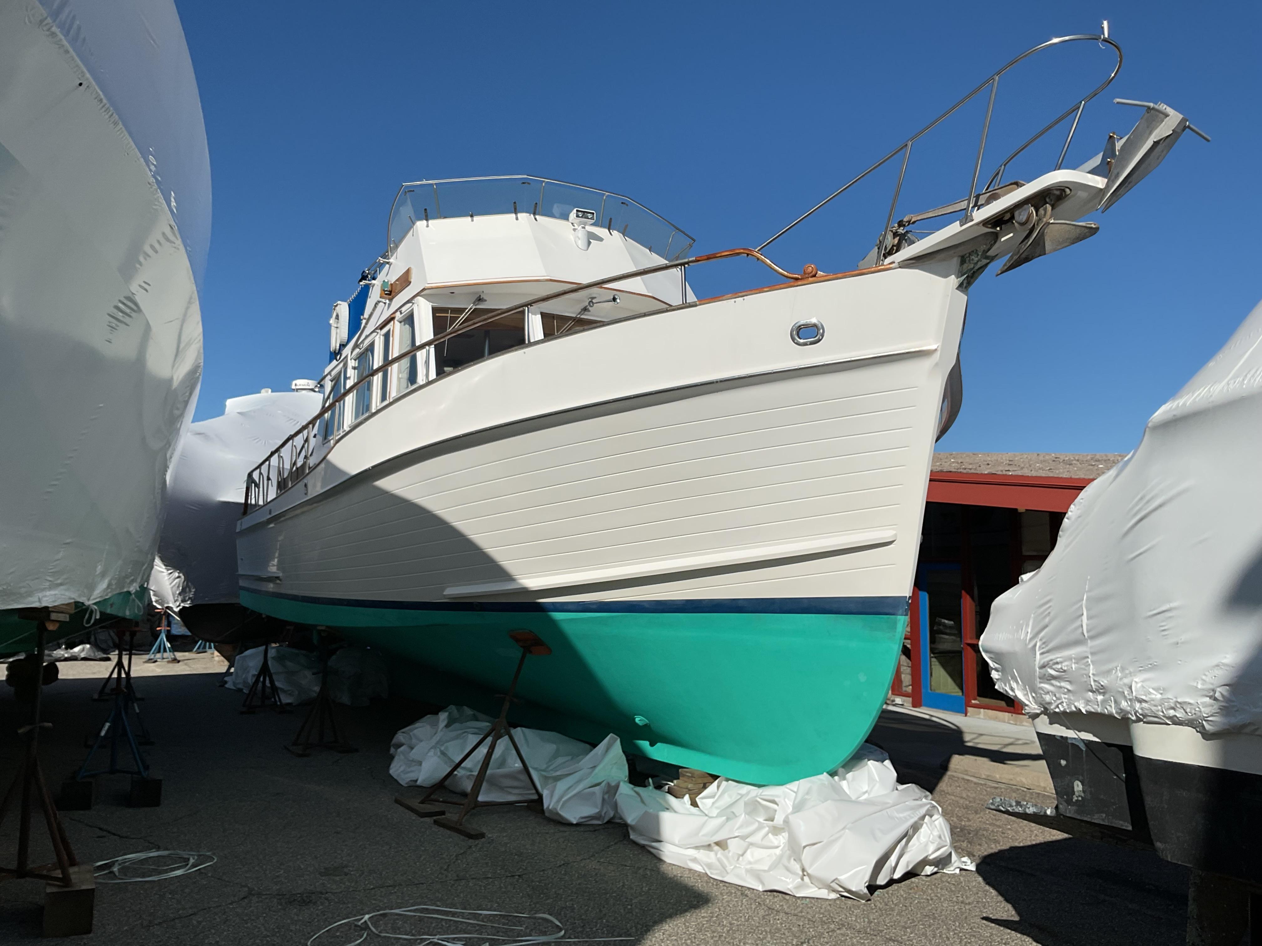 yacht-image
