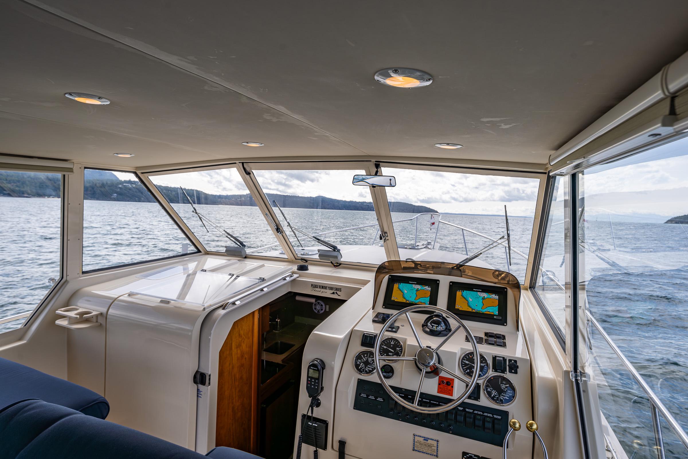 2007-mainship-pilot-34-power-9723304-20250320213238057-1_XLARGE
