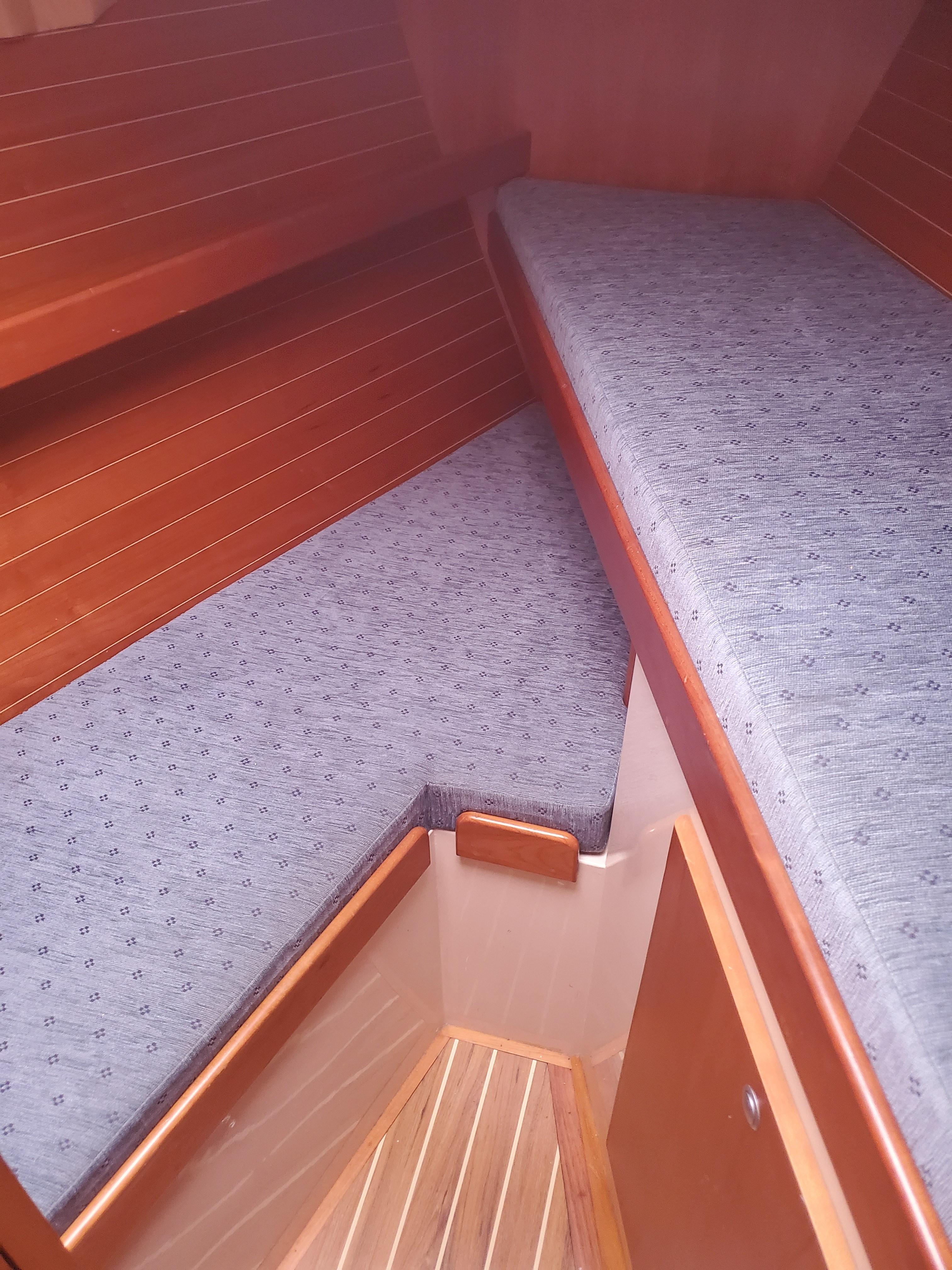 Forward Cabin - split level berths