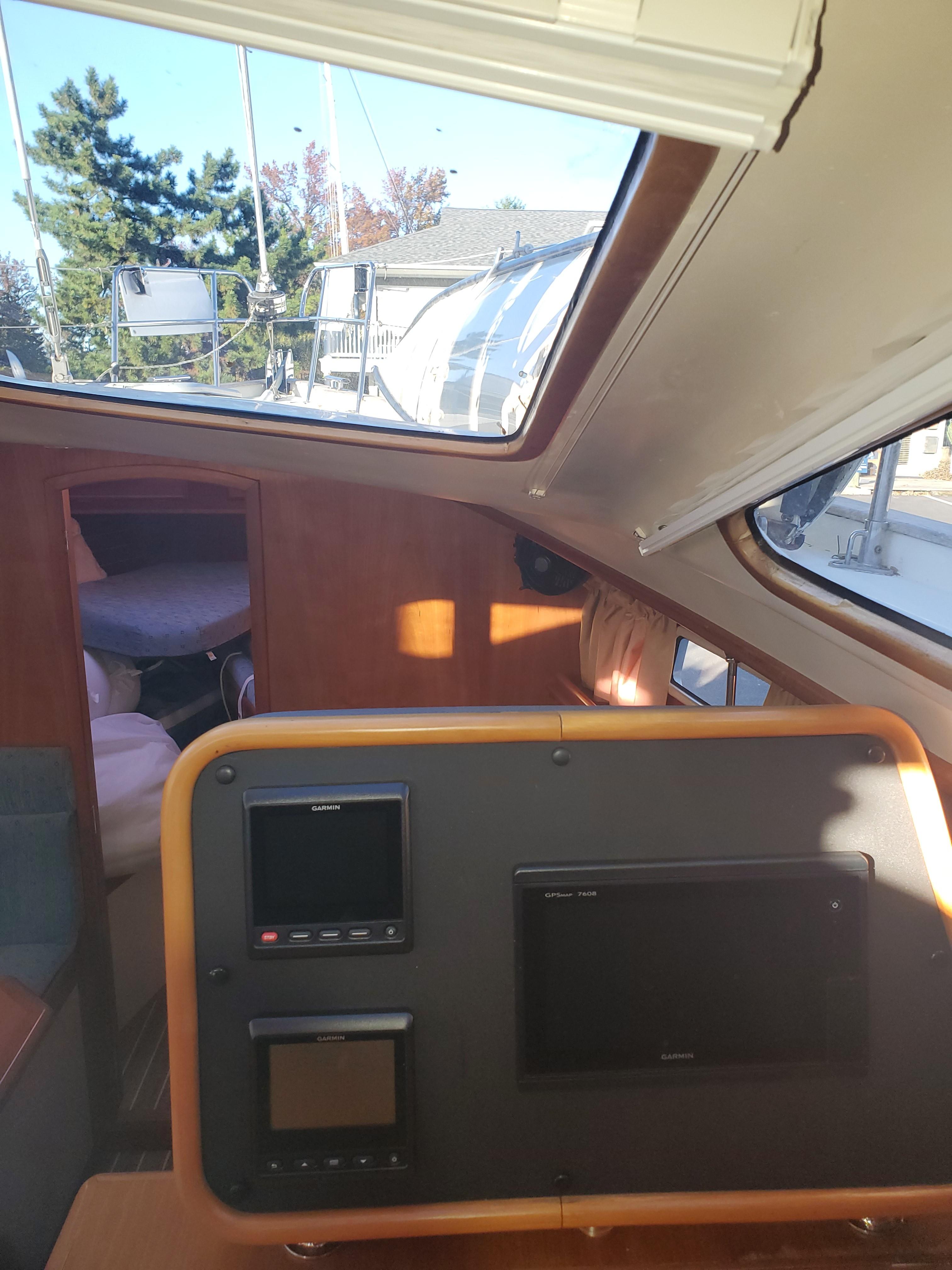 Nav/Inside Helm